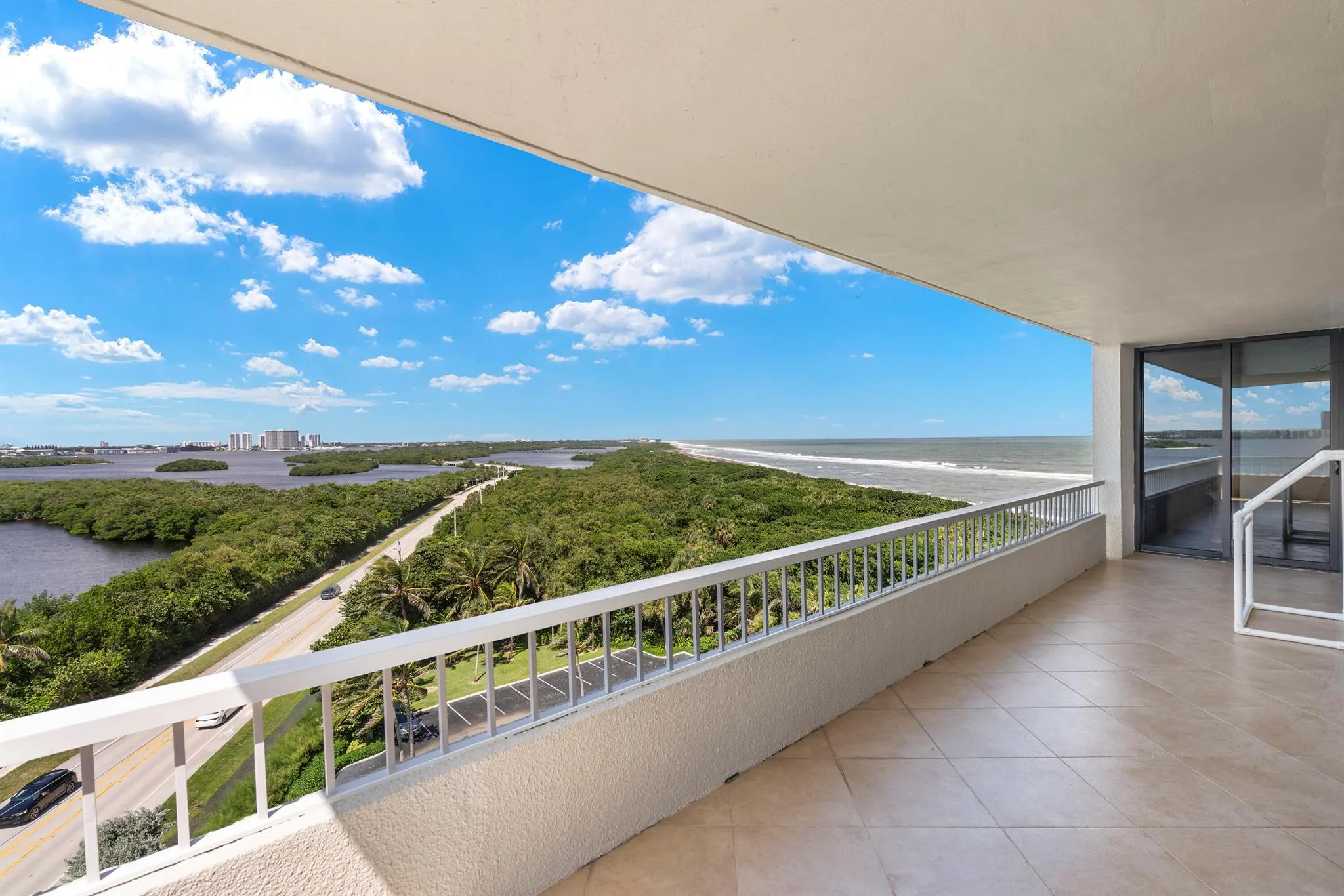 5550 N Ocean Drive, #9d