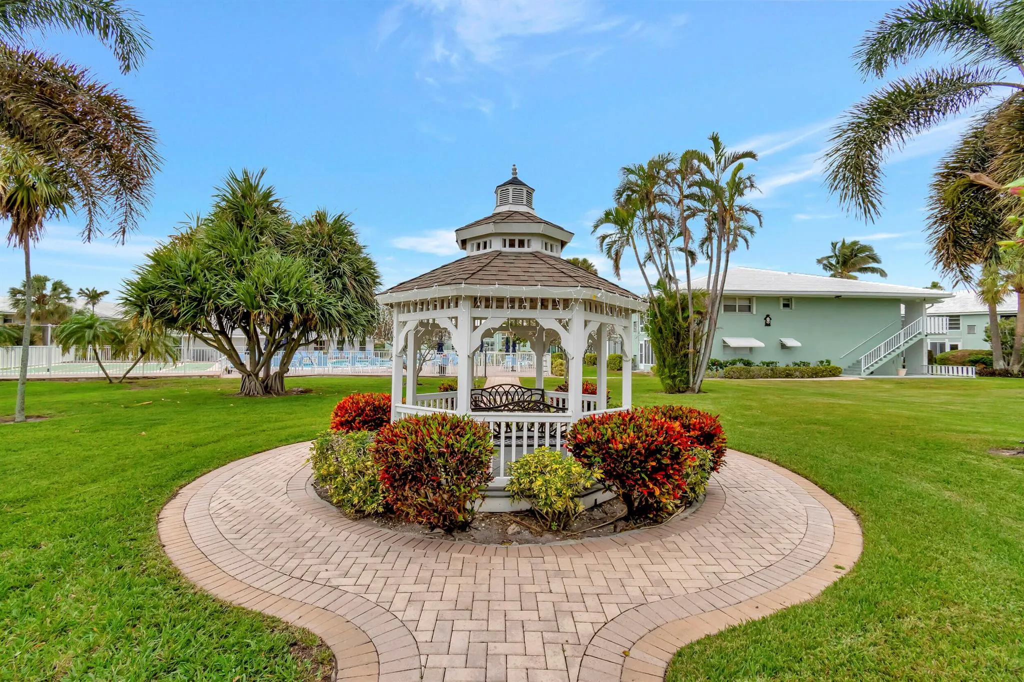 5540 N Ocean Boulevard, #204