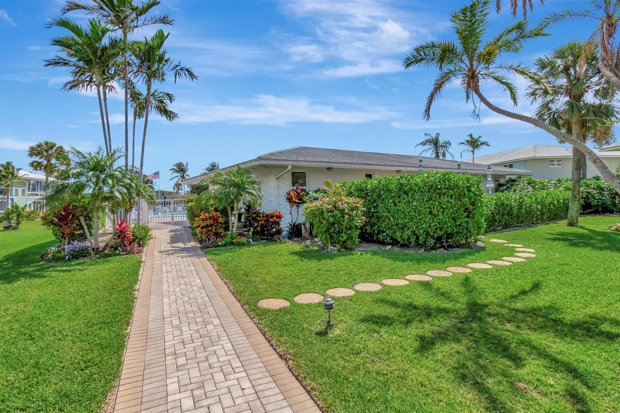 5540 N Ocean Boulevard, #204