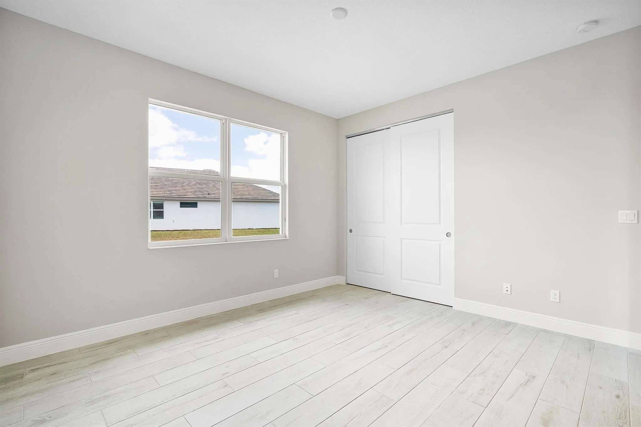 12471 SW Sunrise Lake Terrace