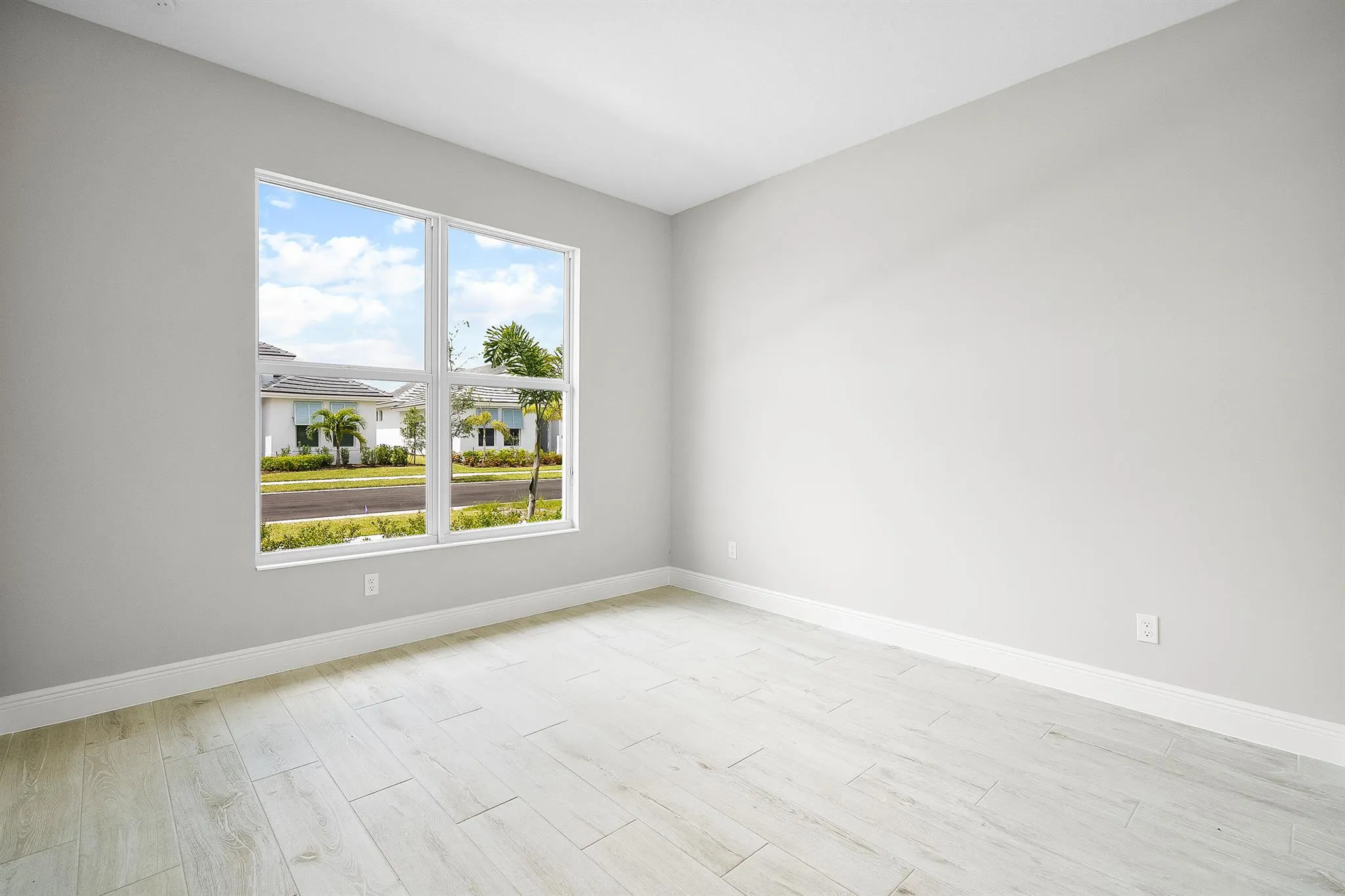 12471 SW Sunrise Lake Terrace