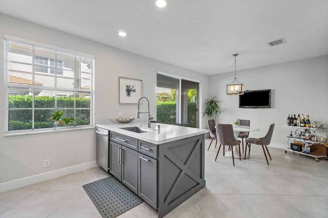 4443 Regal Court