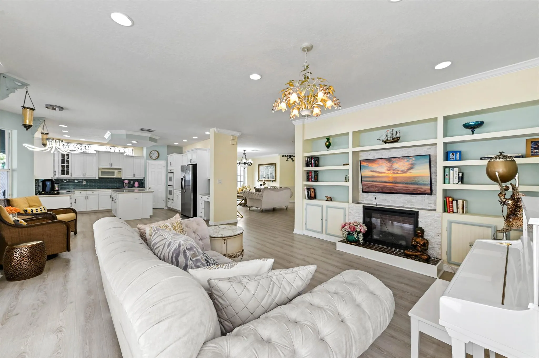 2503 Glendale Drive