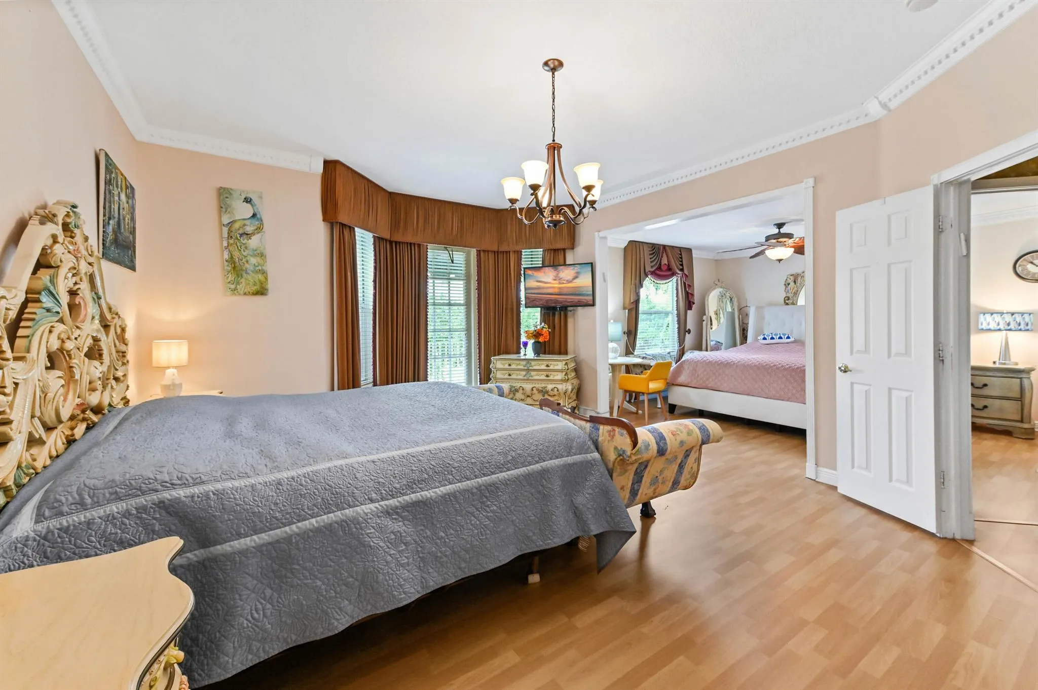 2503 Glendale Drive