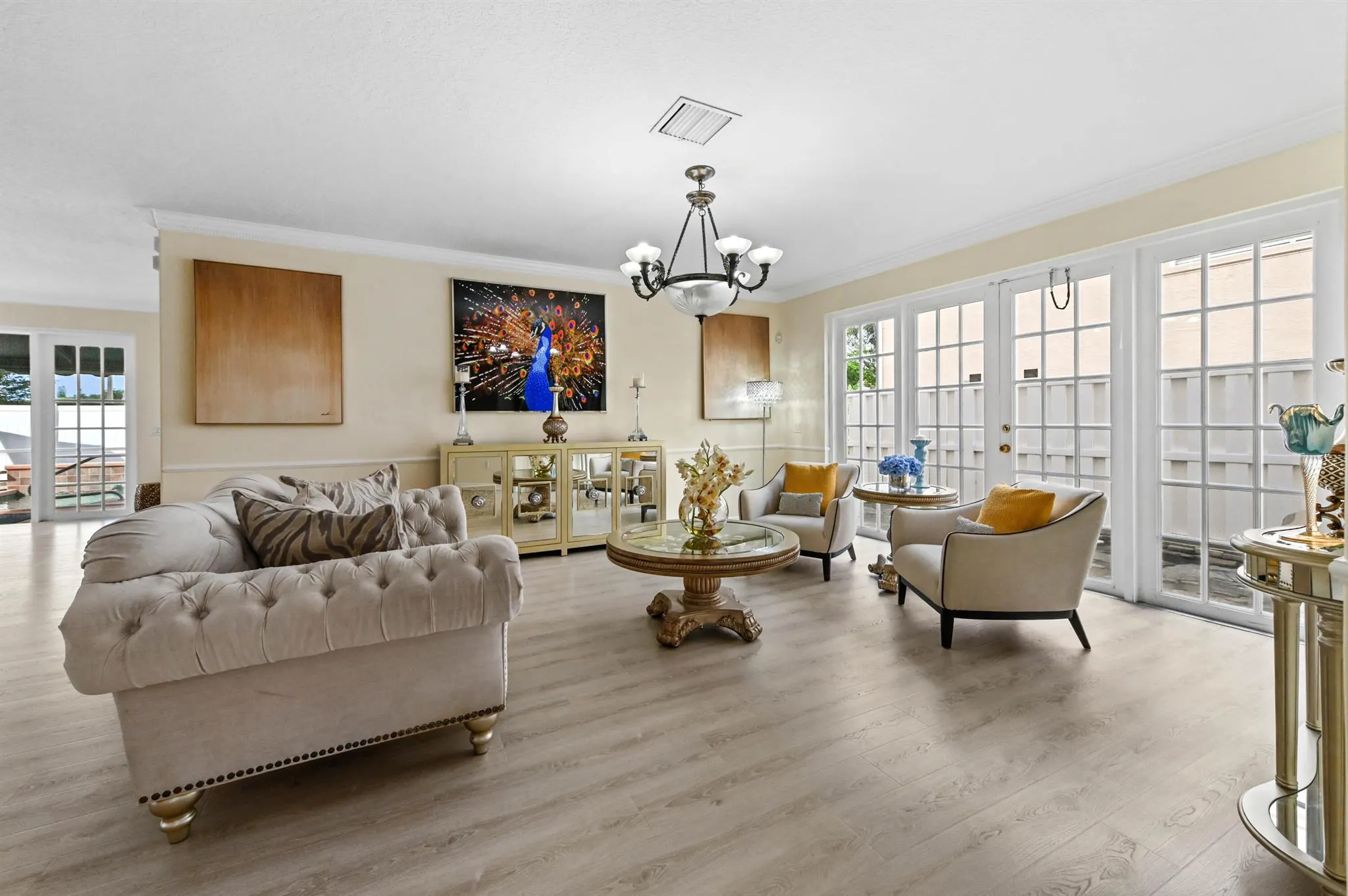 2503 Glendale Drive