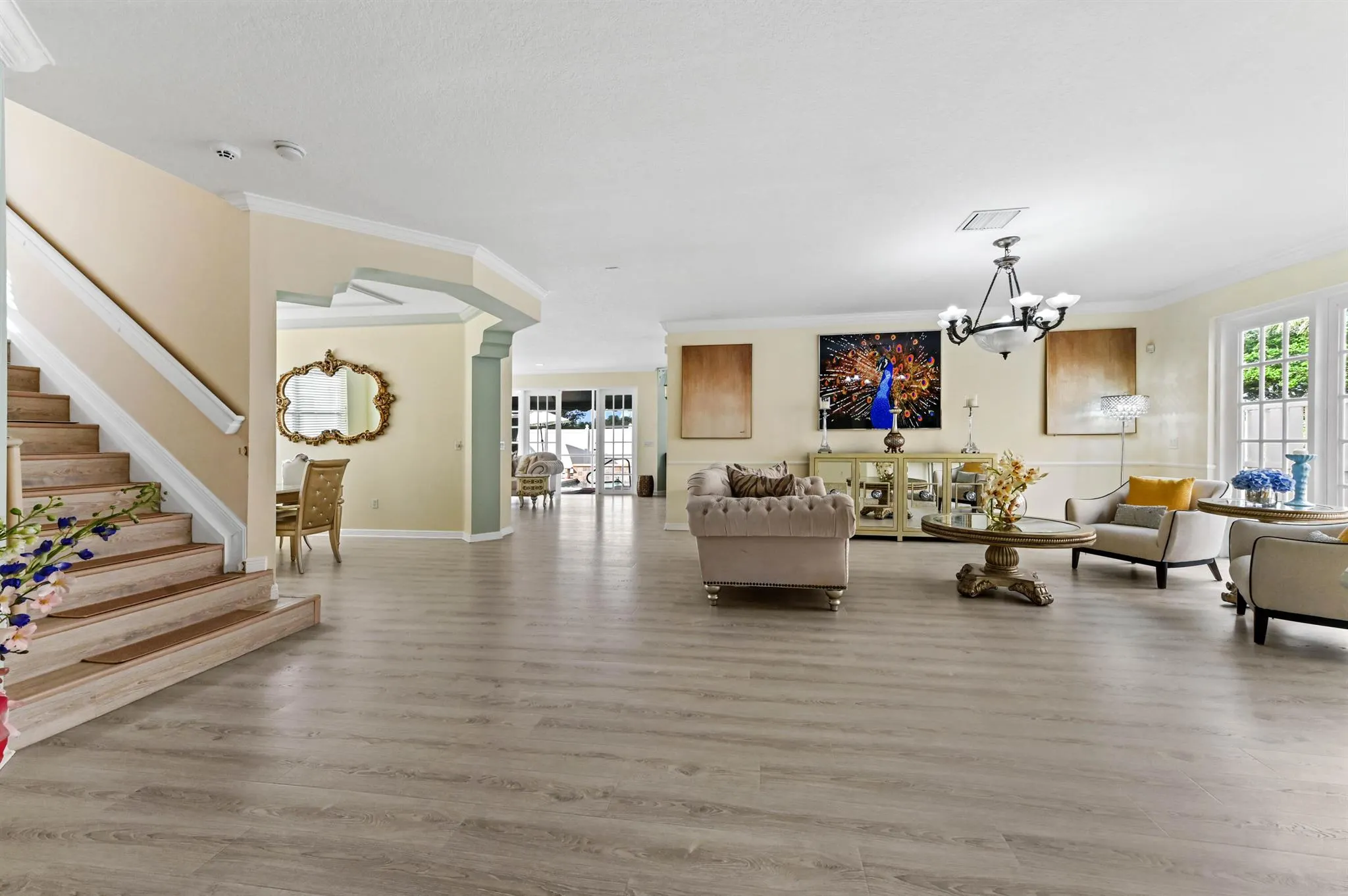 2503 Glendale Drive