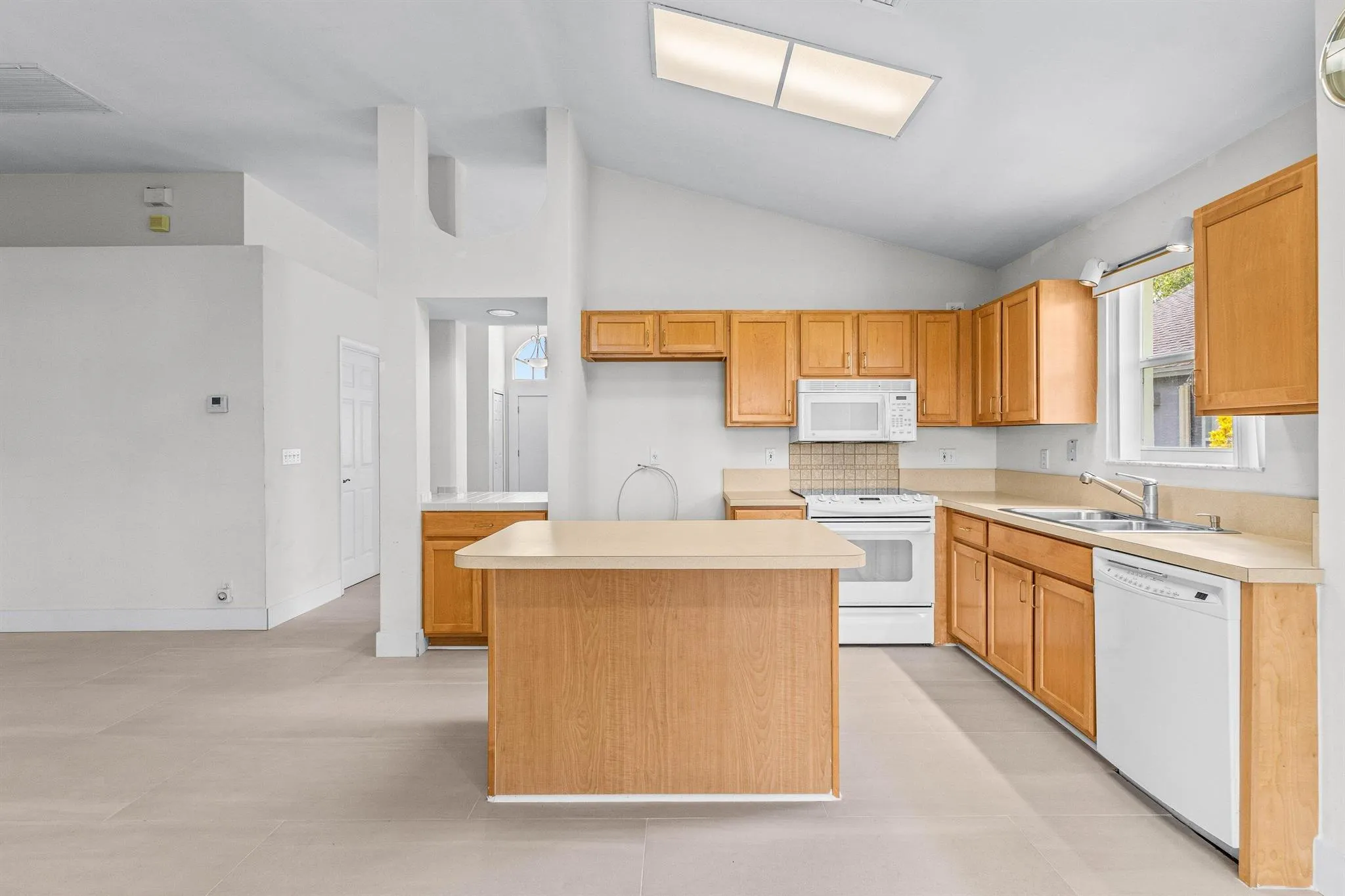 2239 Soundings Court