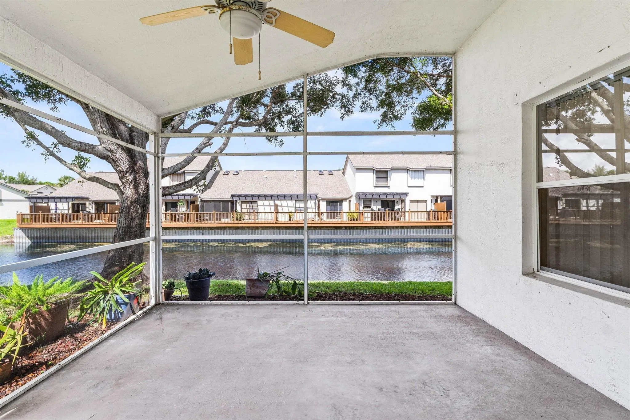 2239 Soundings Court