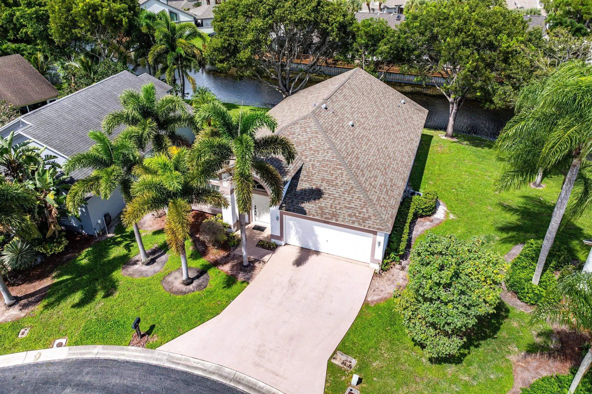 2239 Soundings Court