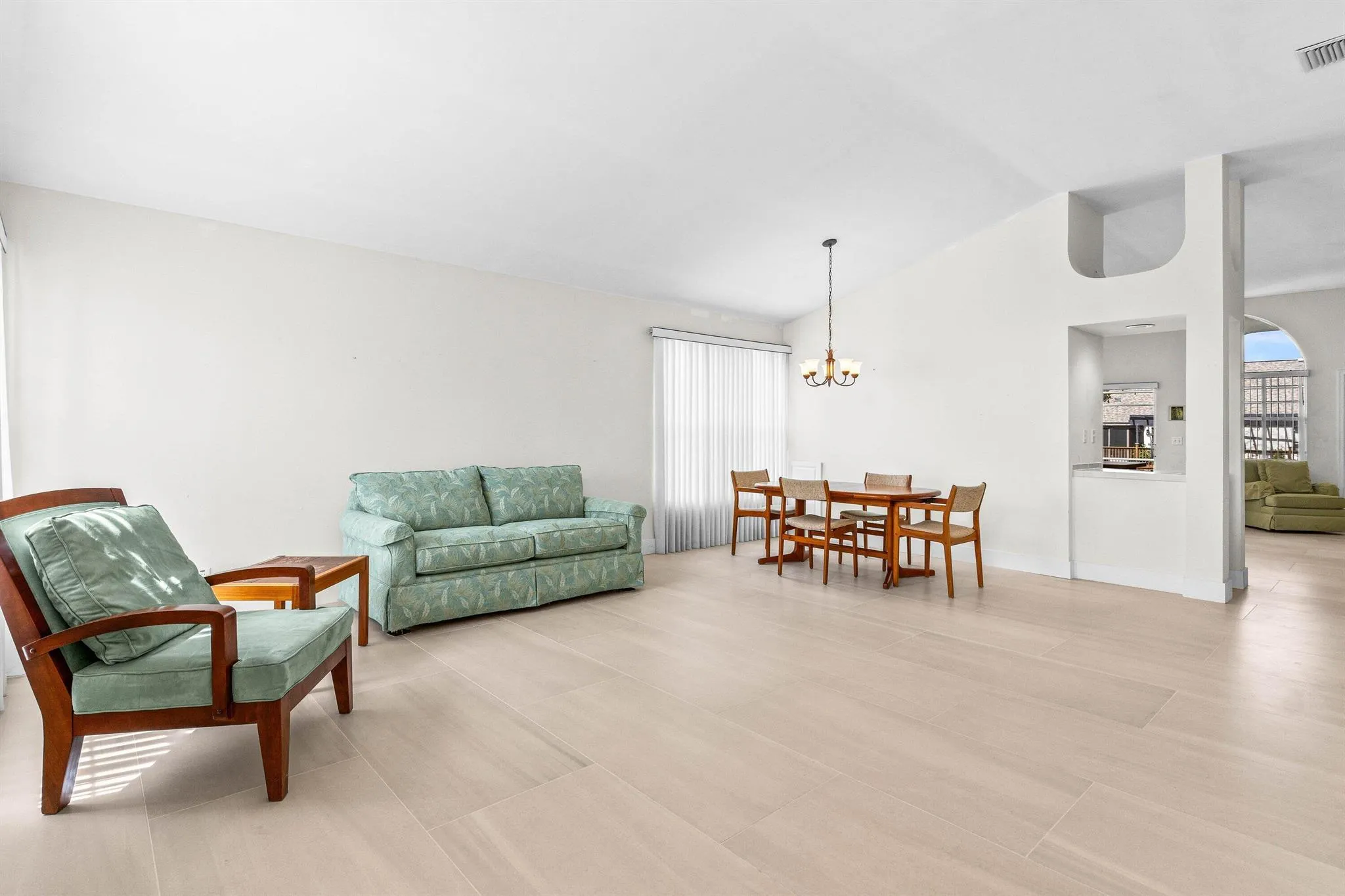 2239 Soundings Court
