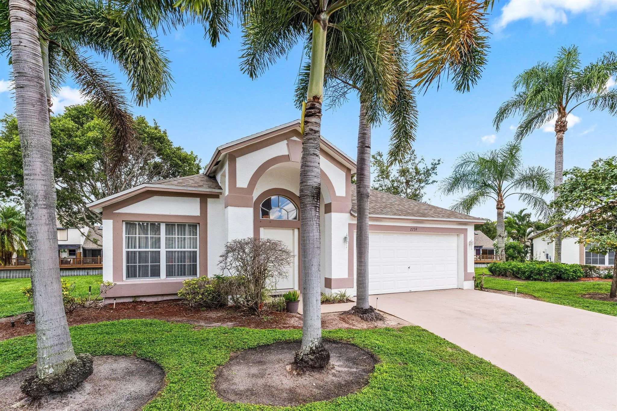 2239 Soundings Court