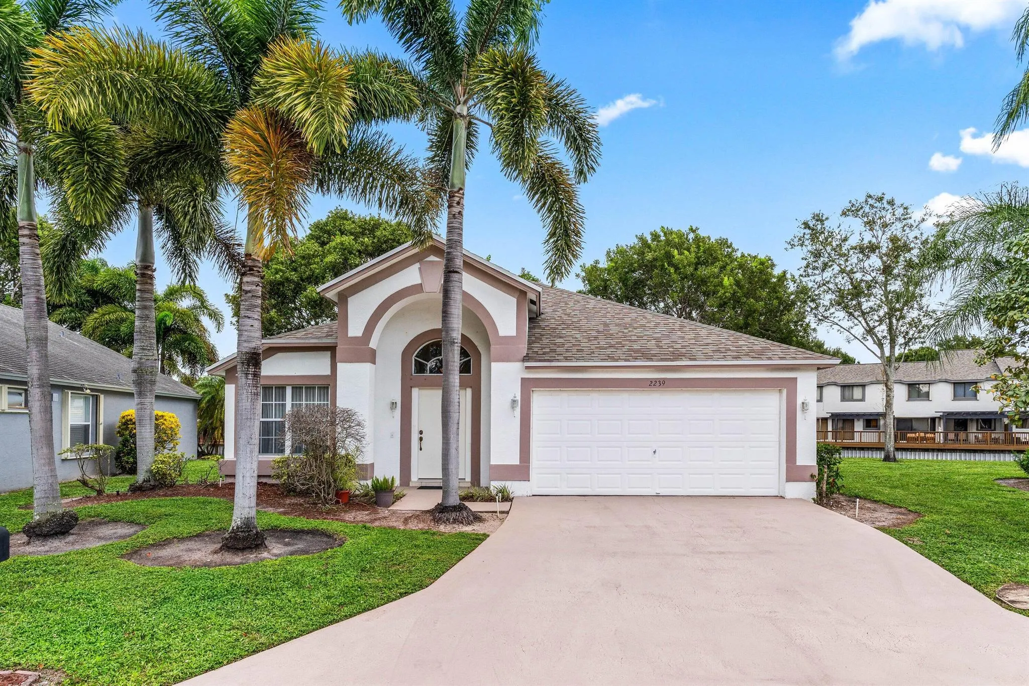 2239 Soundings Court