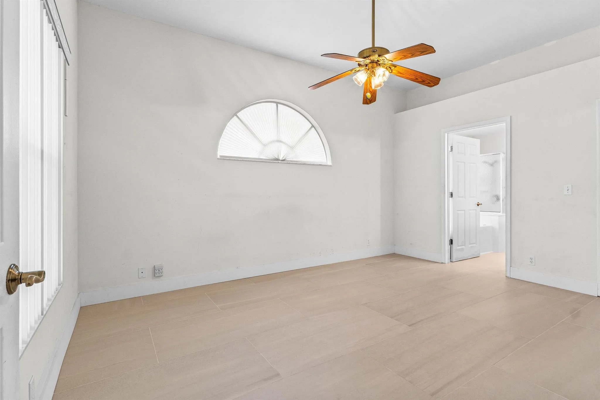2239 Soundings Court