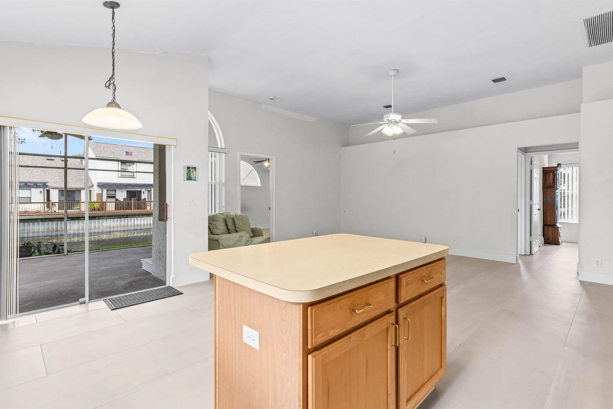 2239 Soundings Court