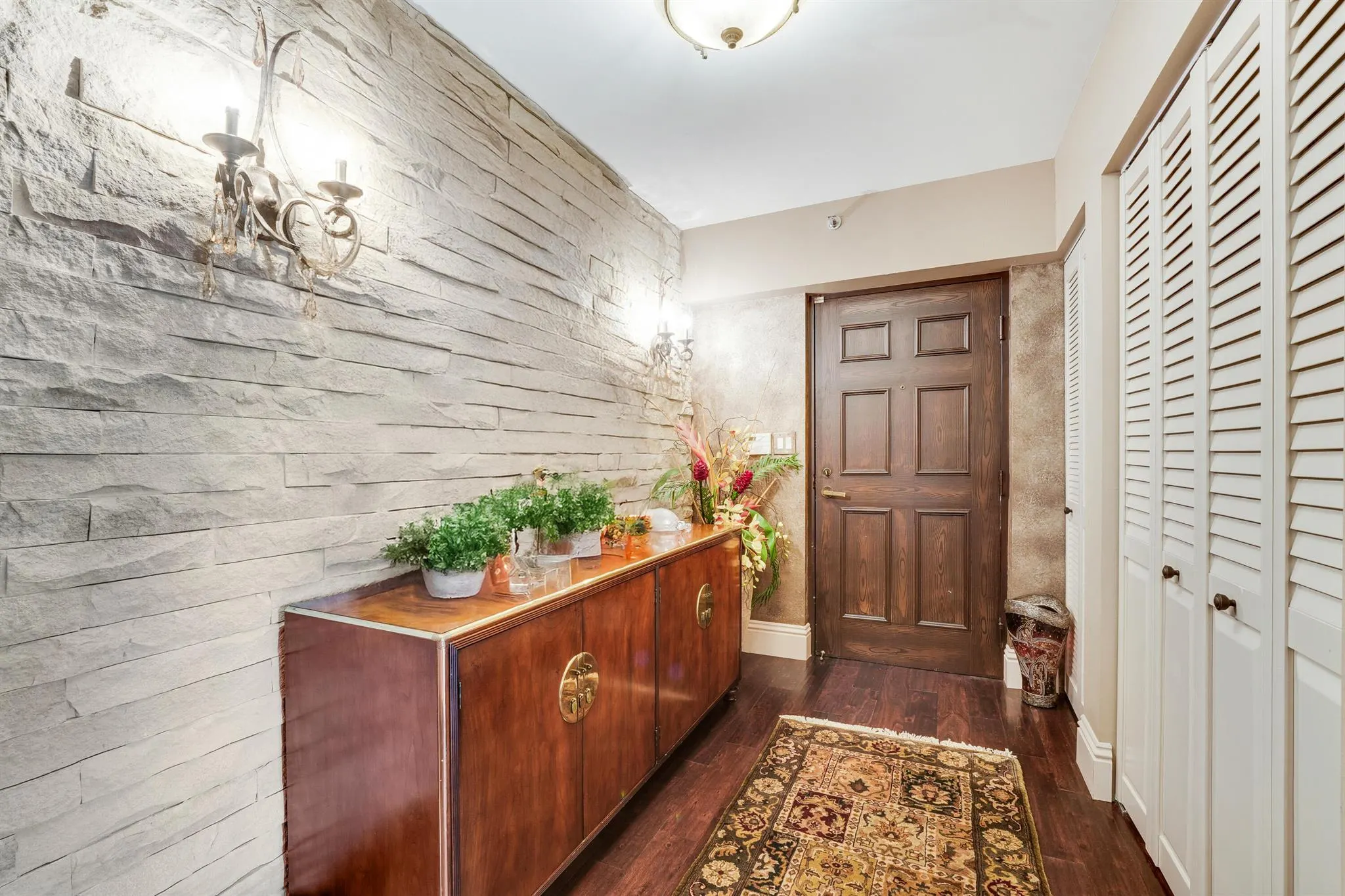 7567 Imperial Drive, #402