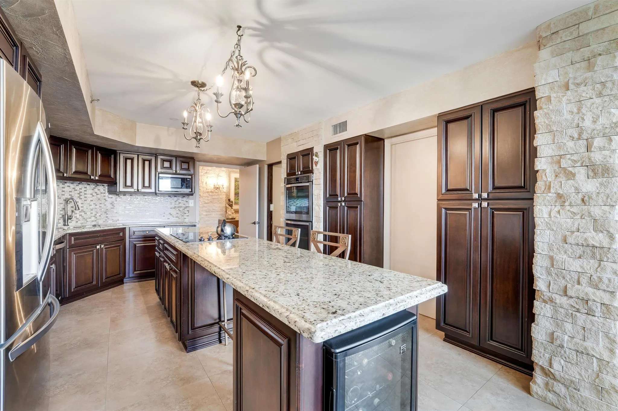 7567 Imperial Drive, #402