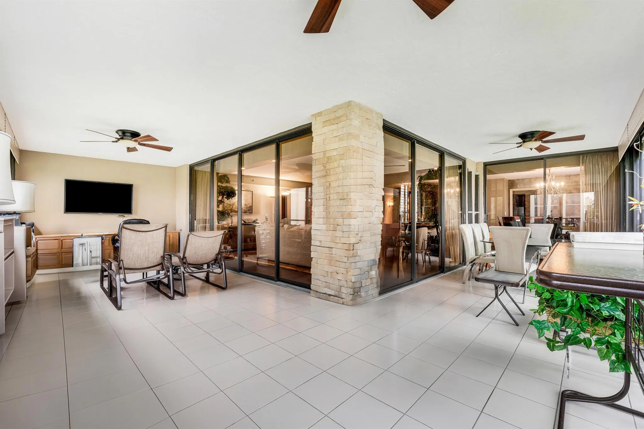 7567 Imperial Drive, #402