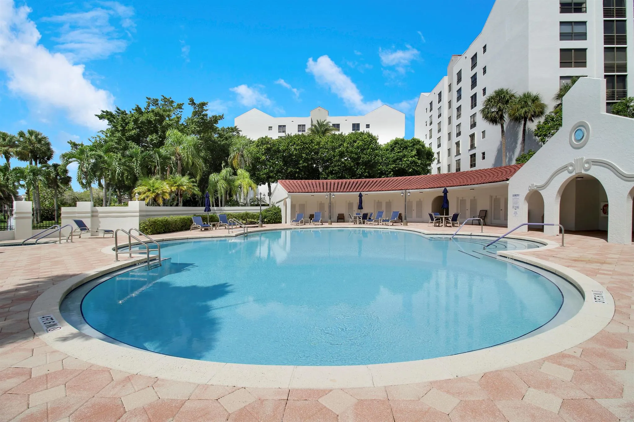 7567 Imperial Drive, #402