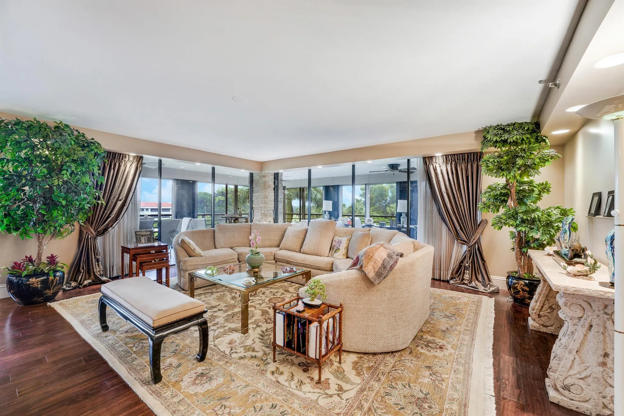 7567 Imperial Drive, #402