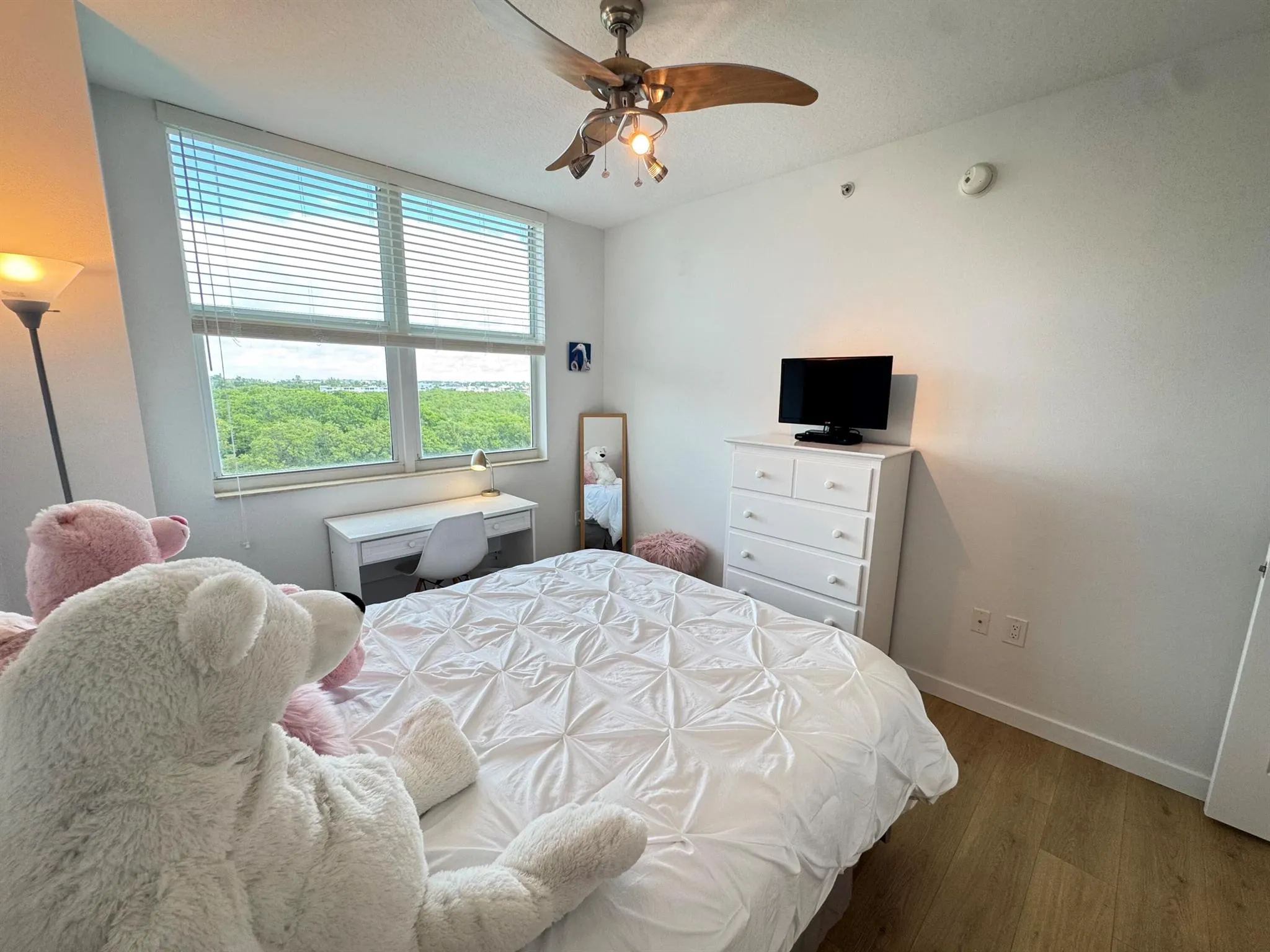 700 E Boynton Beach Boulevard, #608