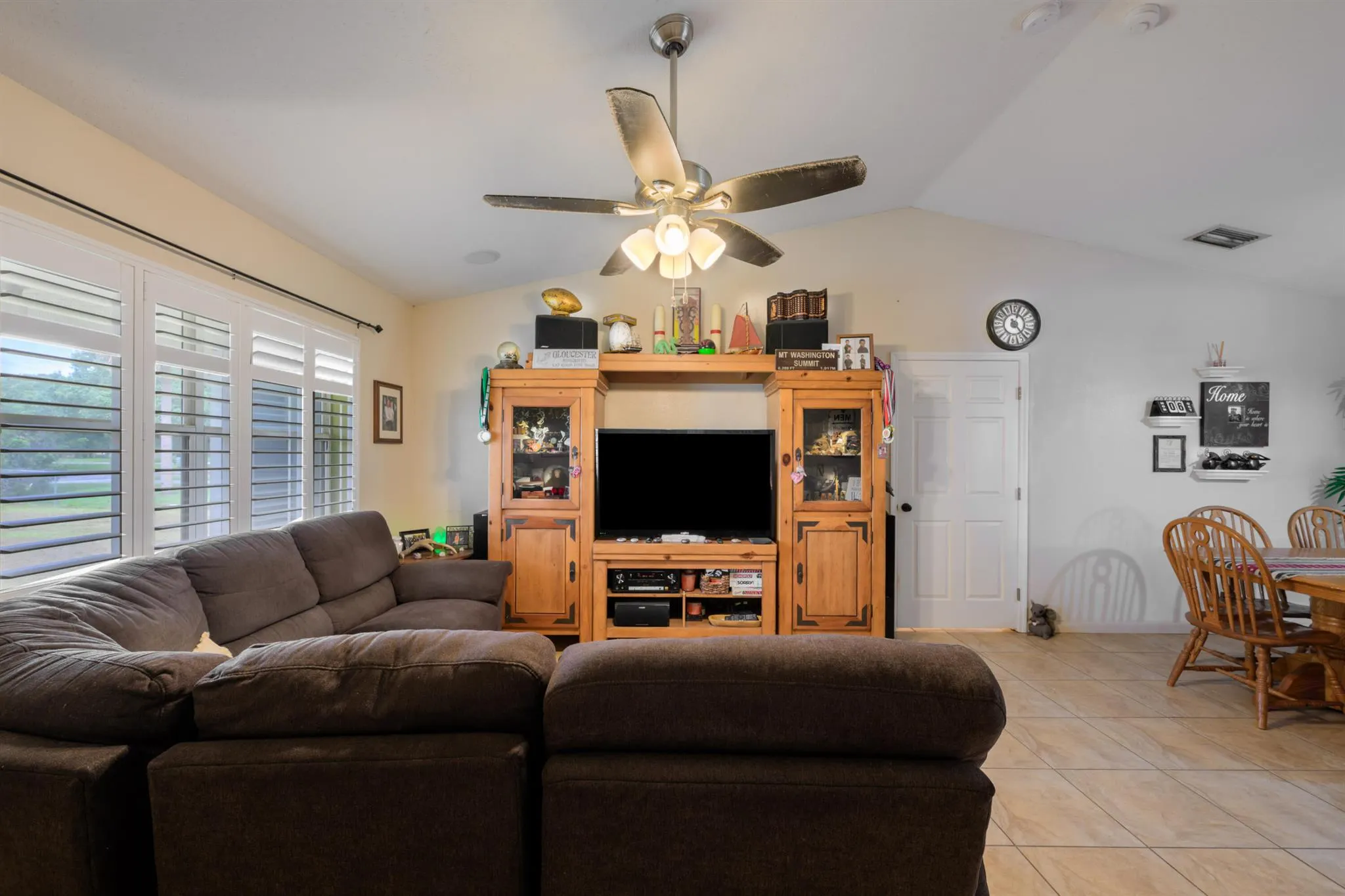 588 NE 28th Avenue