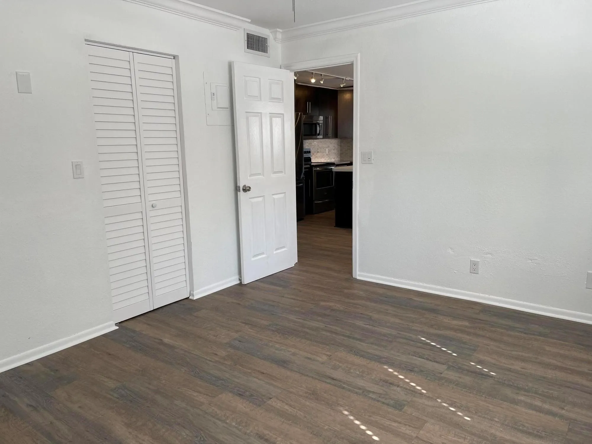 221 SE 1st Avenue, #101
