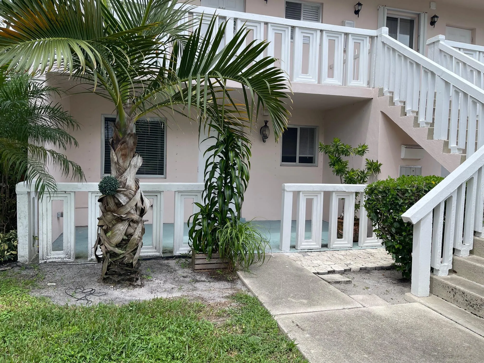 221 SE 1st Avenue, #101