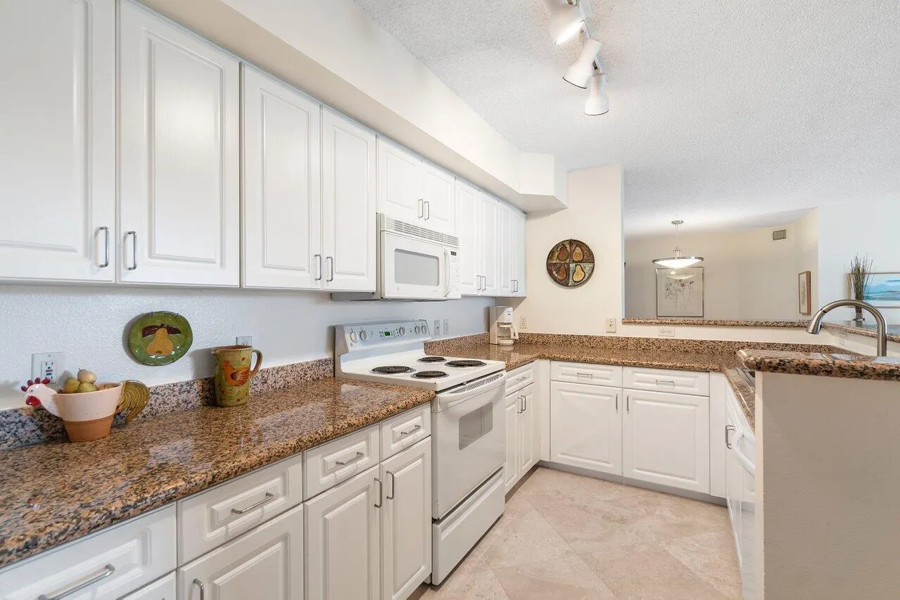 3594 S Ocean Boulevard, #205