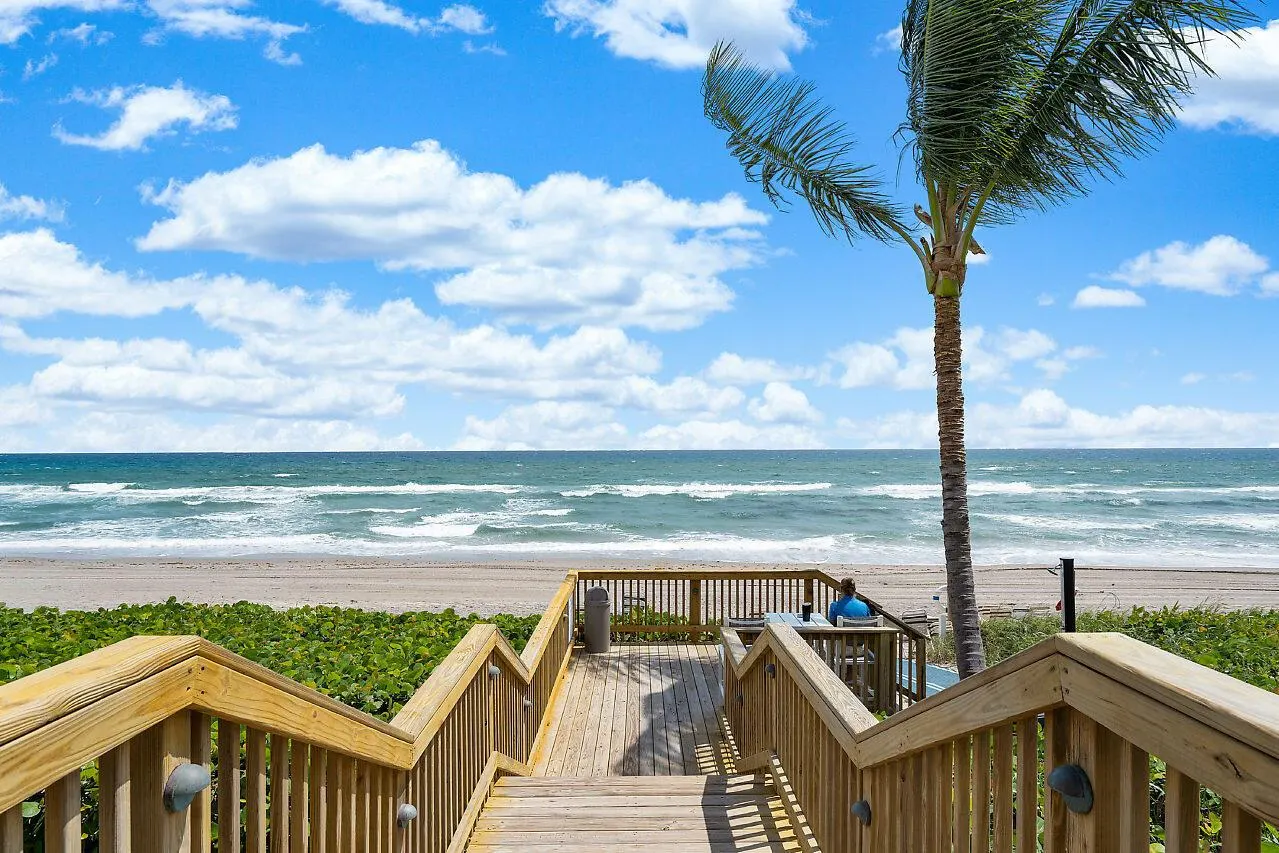 3594 S Ocean Boulevard, #205