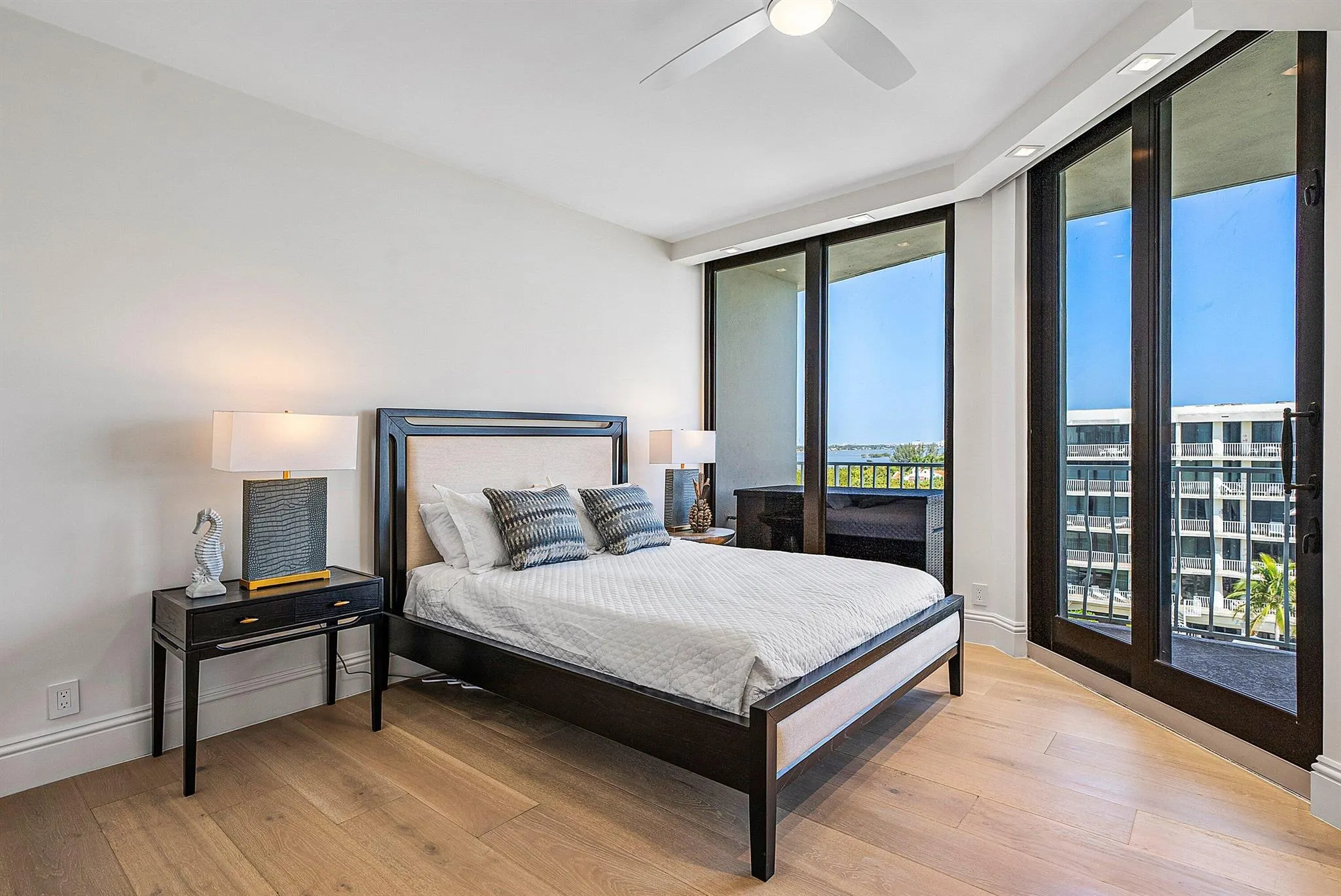2000 S Ocean Boulevard, #503s