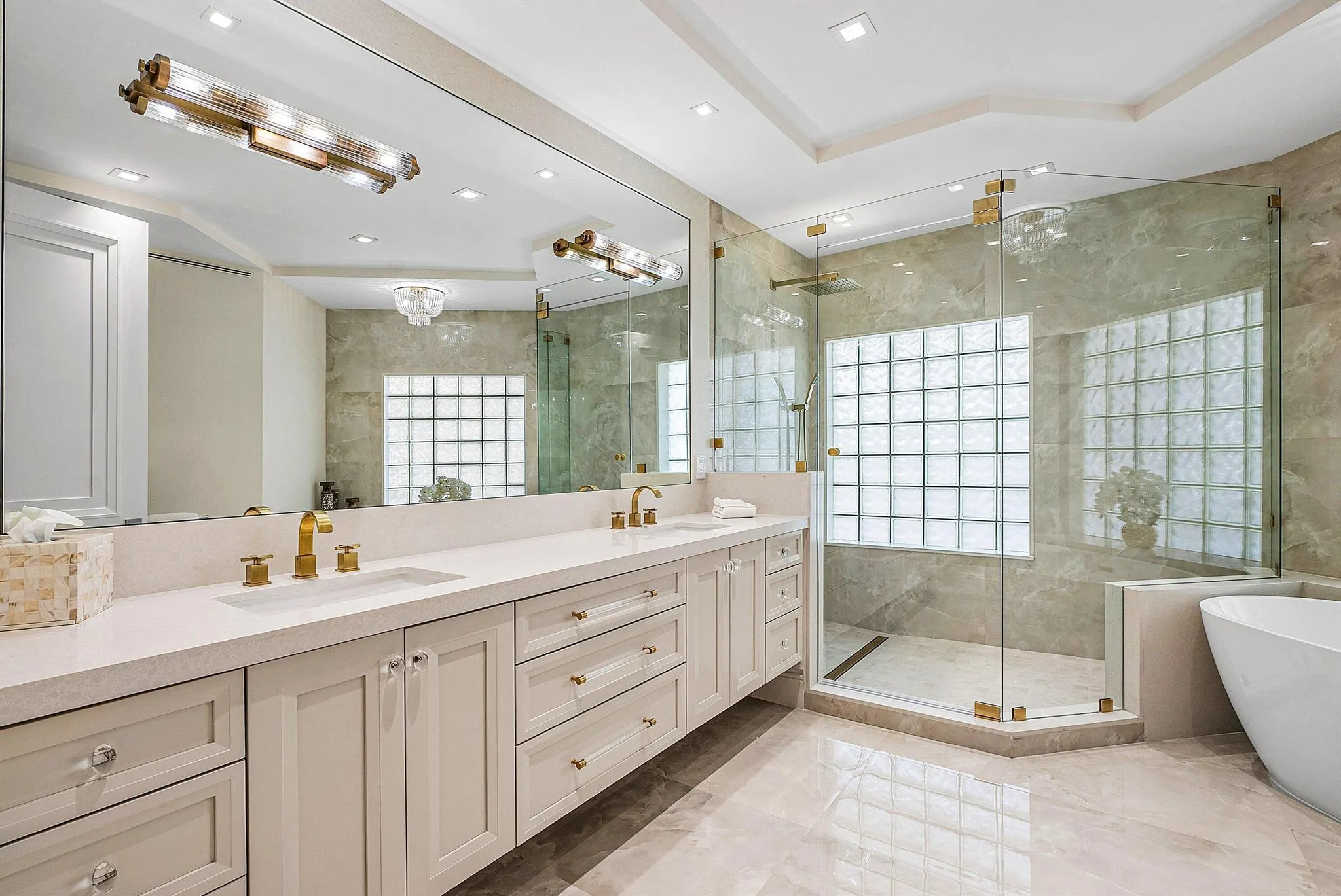 2000 S Ocean Boulevard, #503s