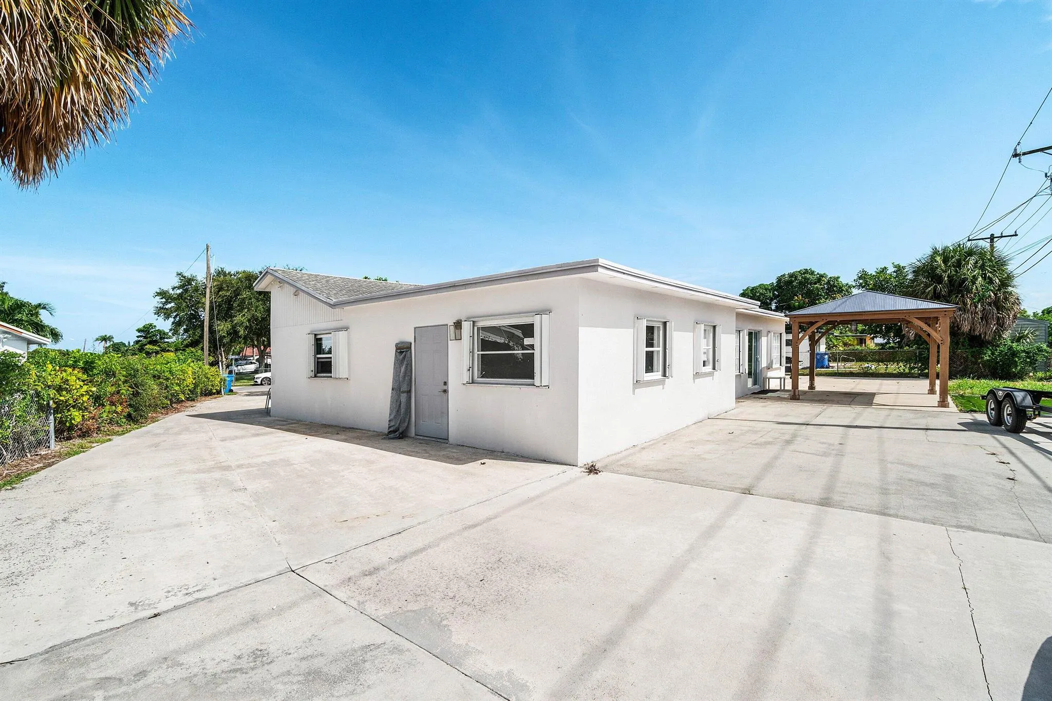 403 S 13th Court