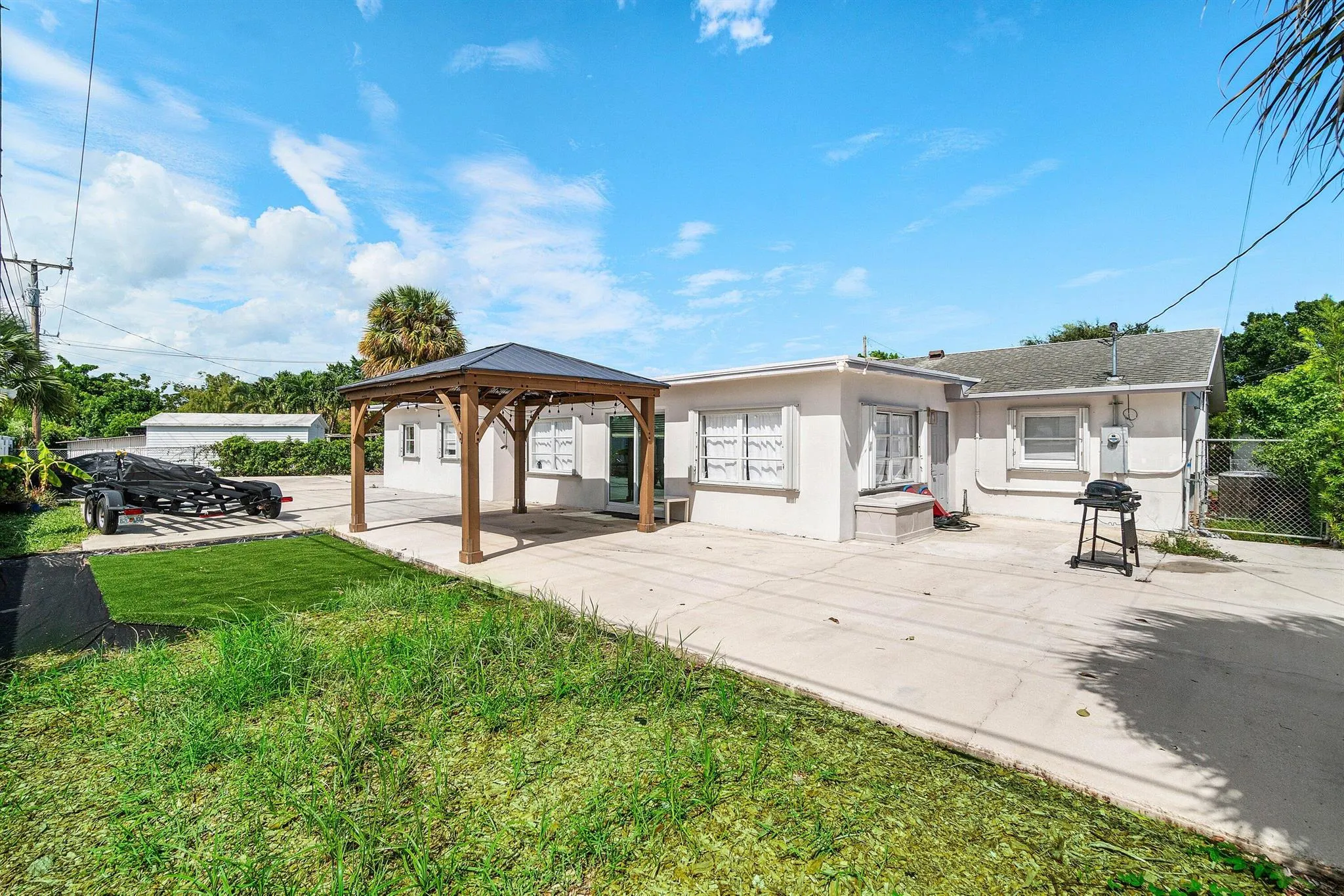 403 S 13th Court