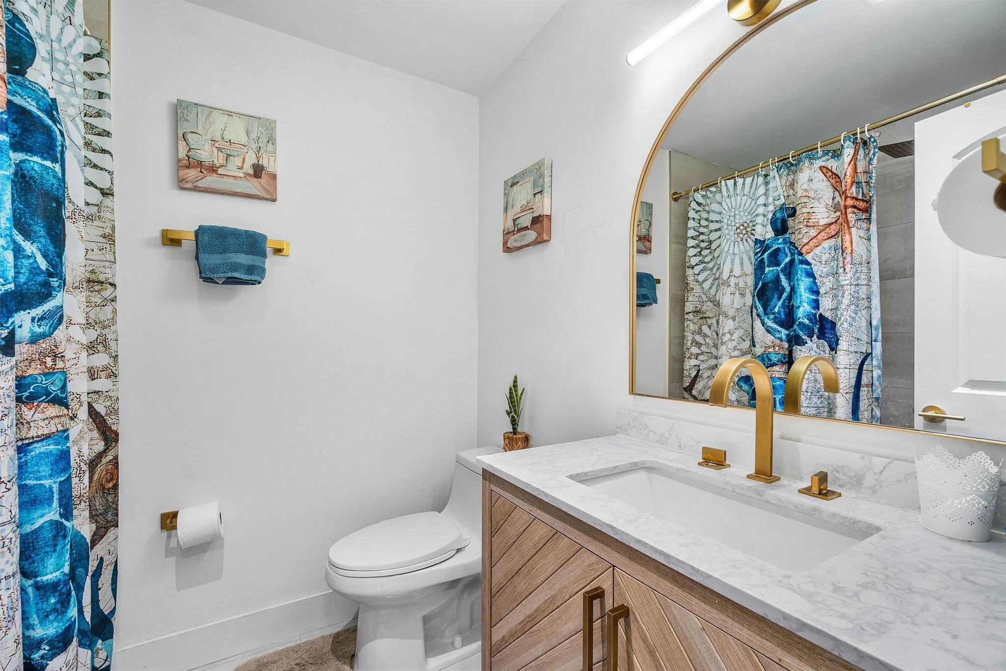 403 S 13th Court