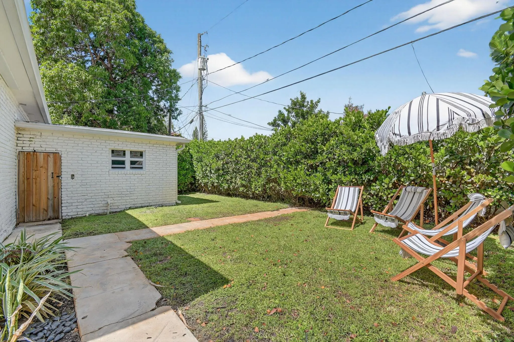 1001 NE 16th Street
