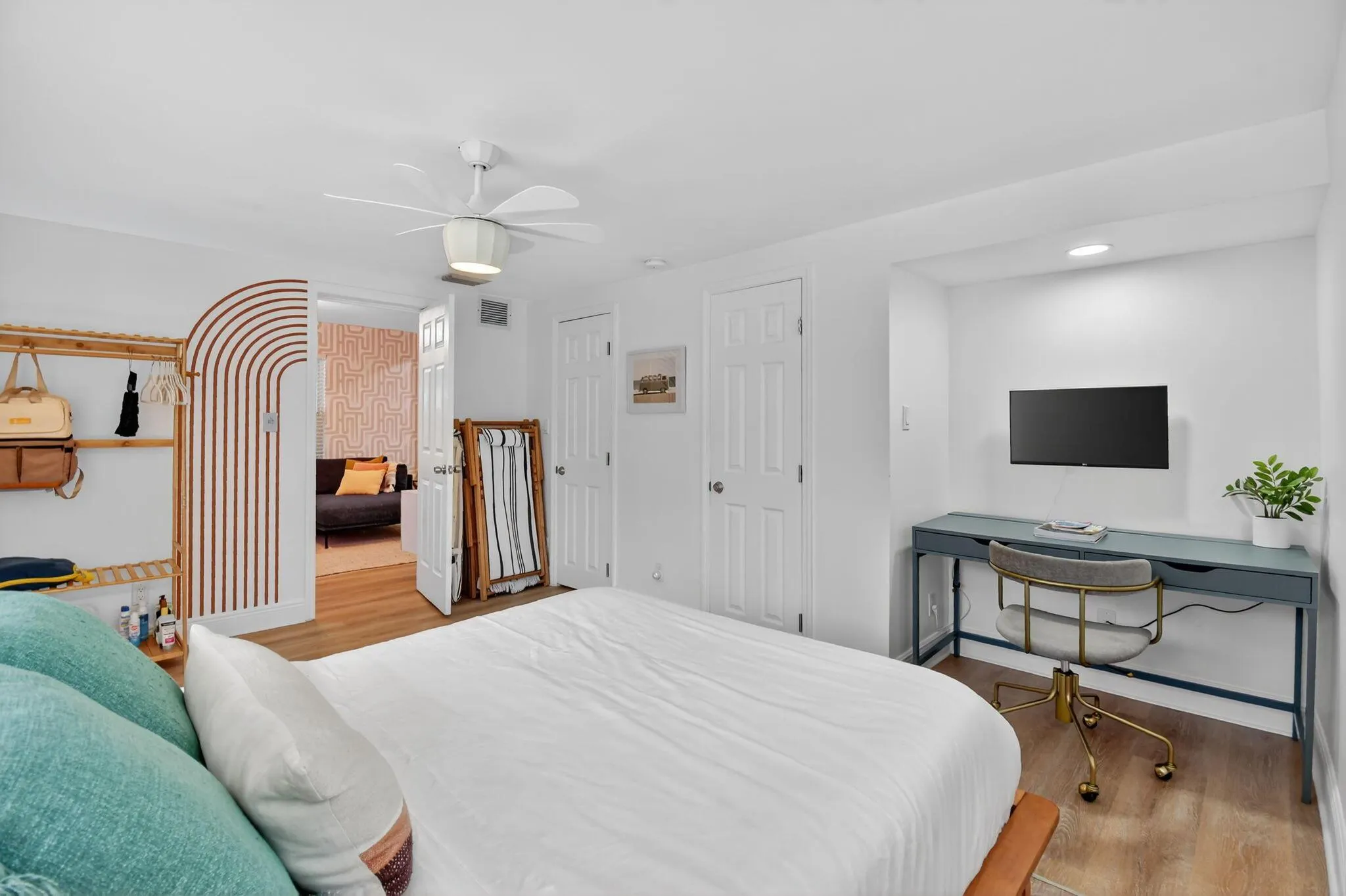 1001 NE 16th Street