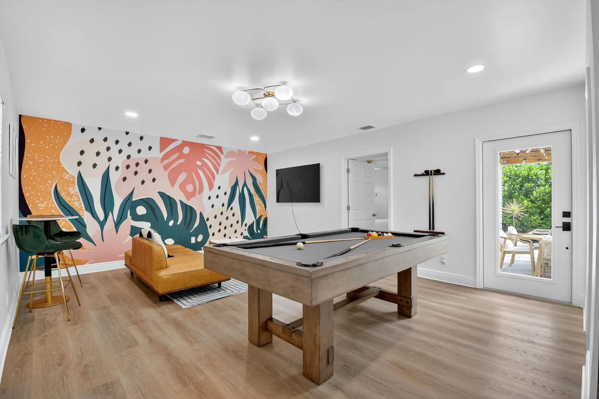 1001 NE 16th Street