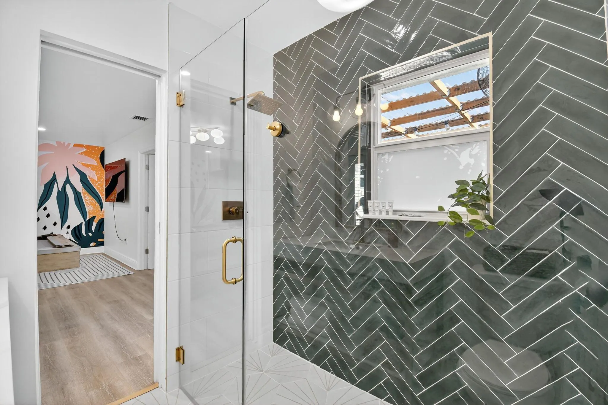 1001 NE 16th Street