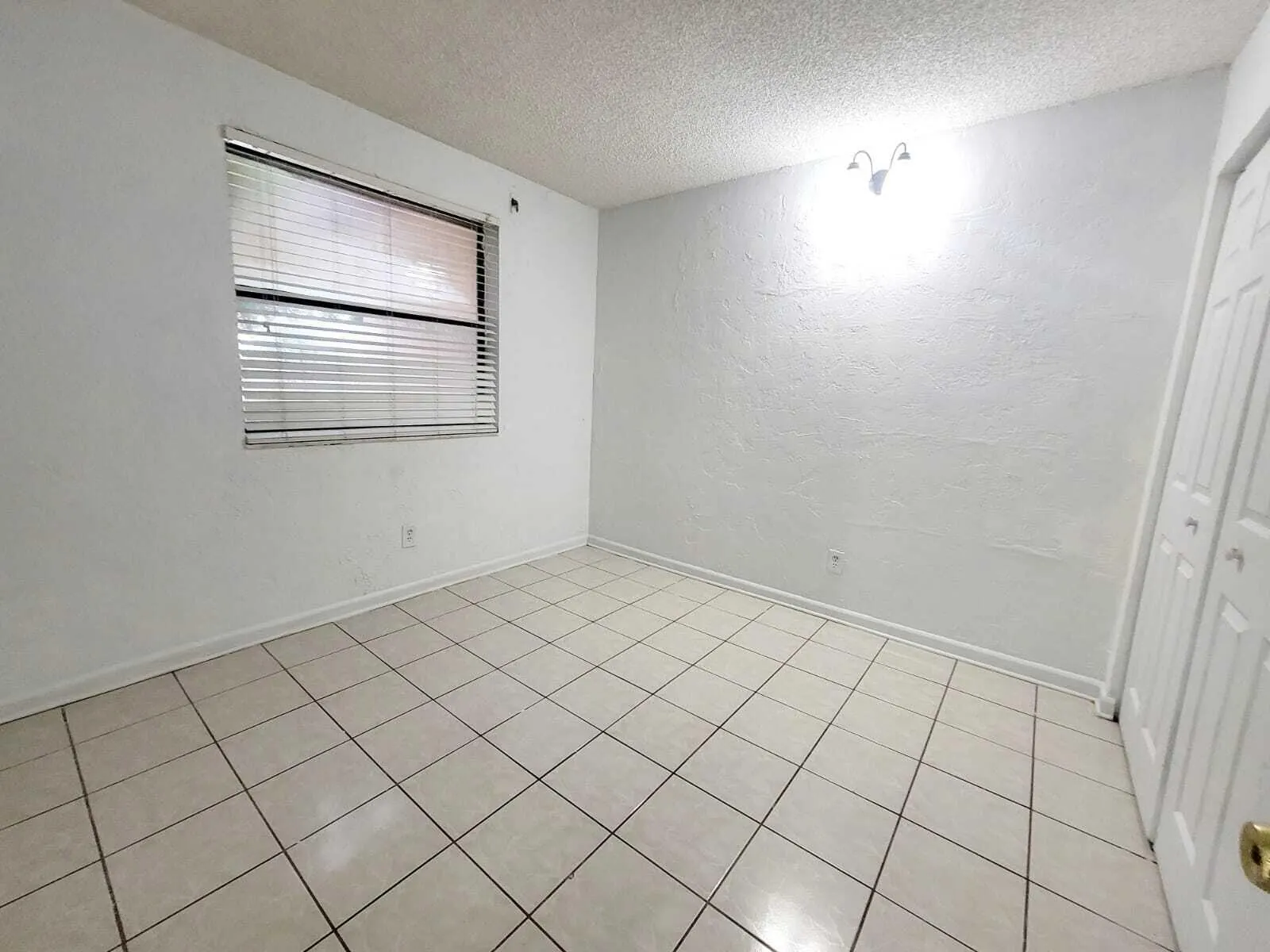 15702 E Waterside Circle, #203