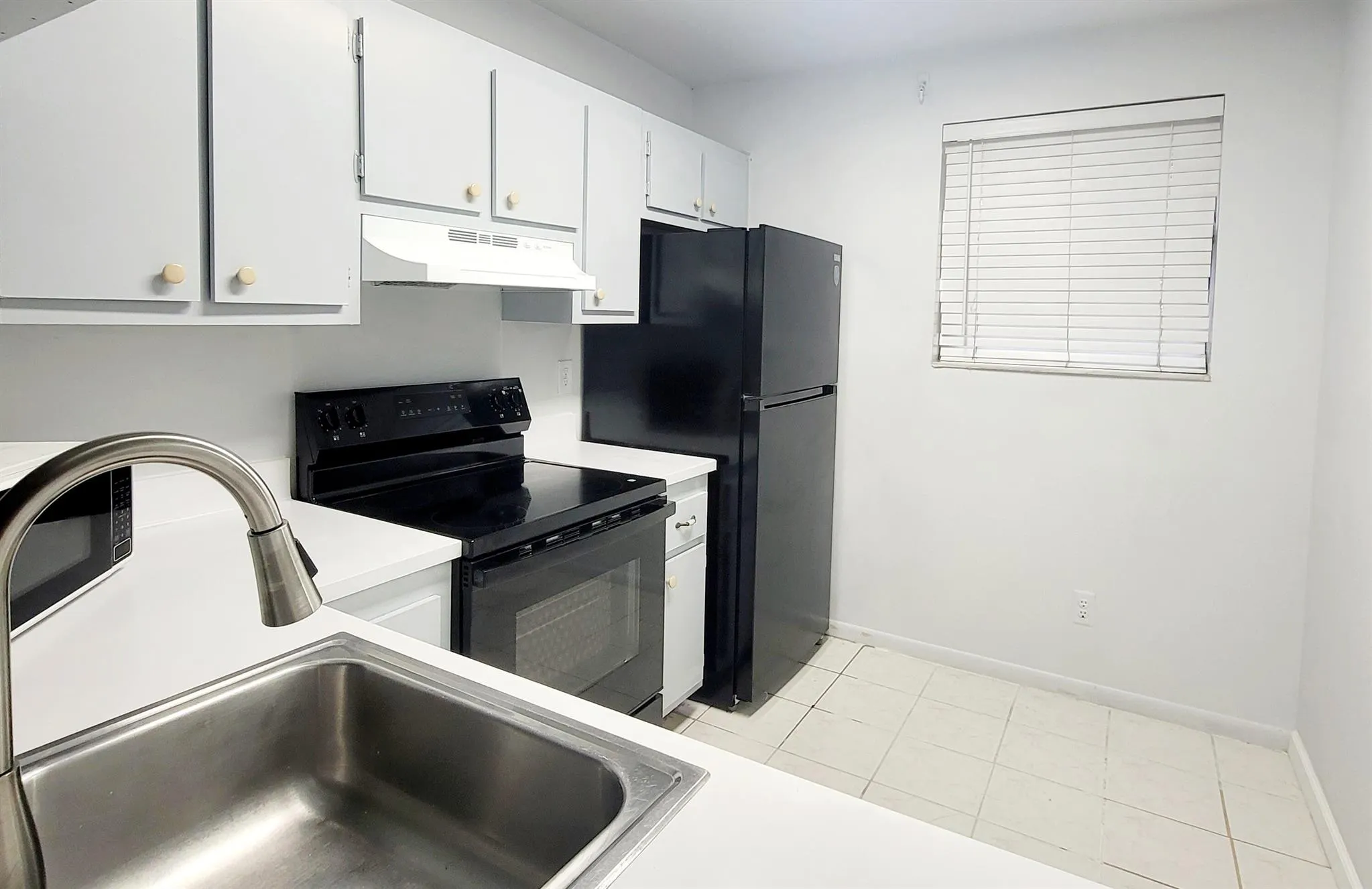 15702 E Waterside Circle, #203