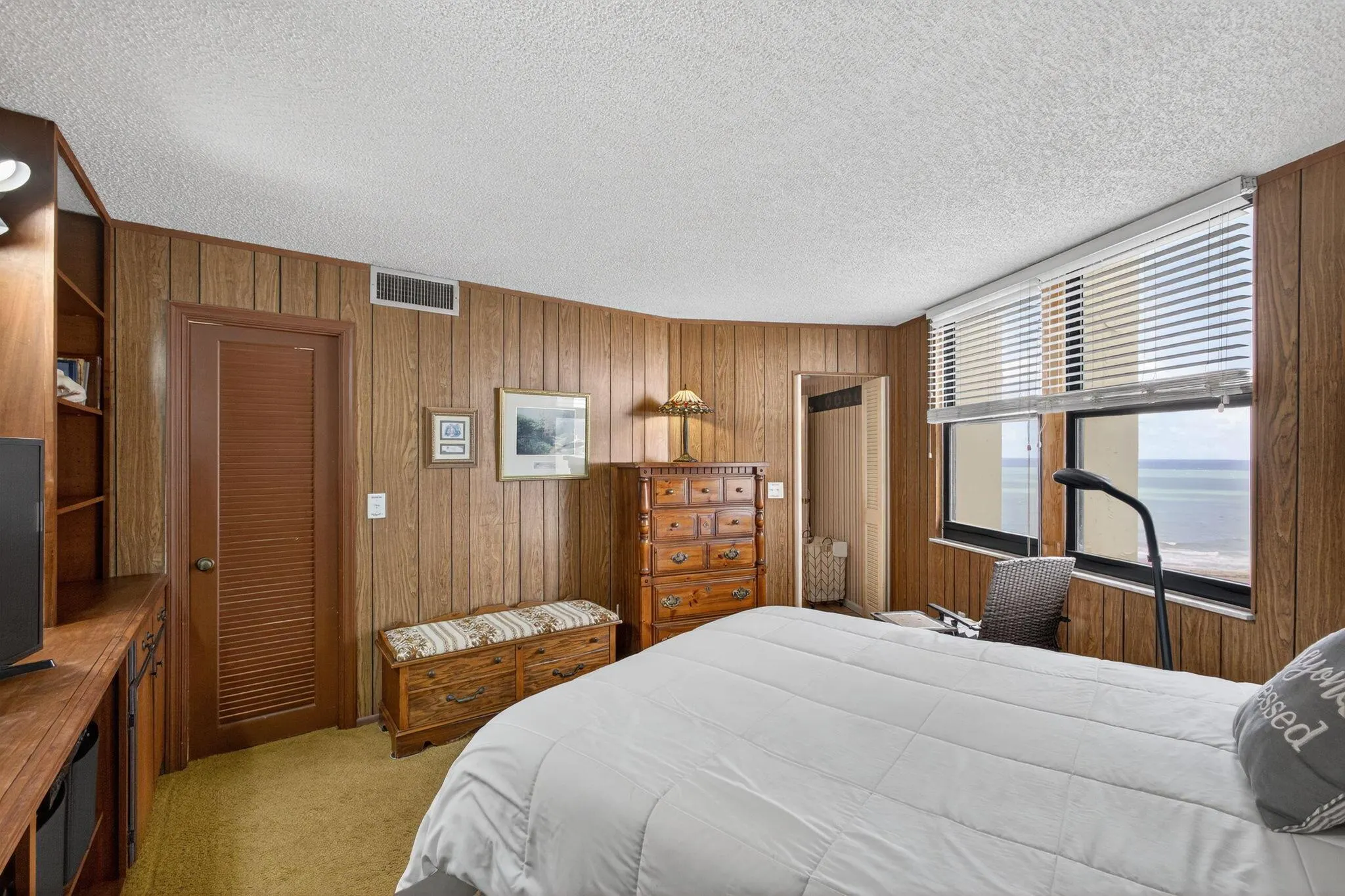 2800 N Ocean Drive, #B-12a