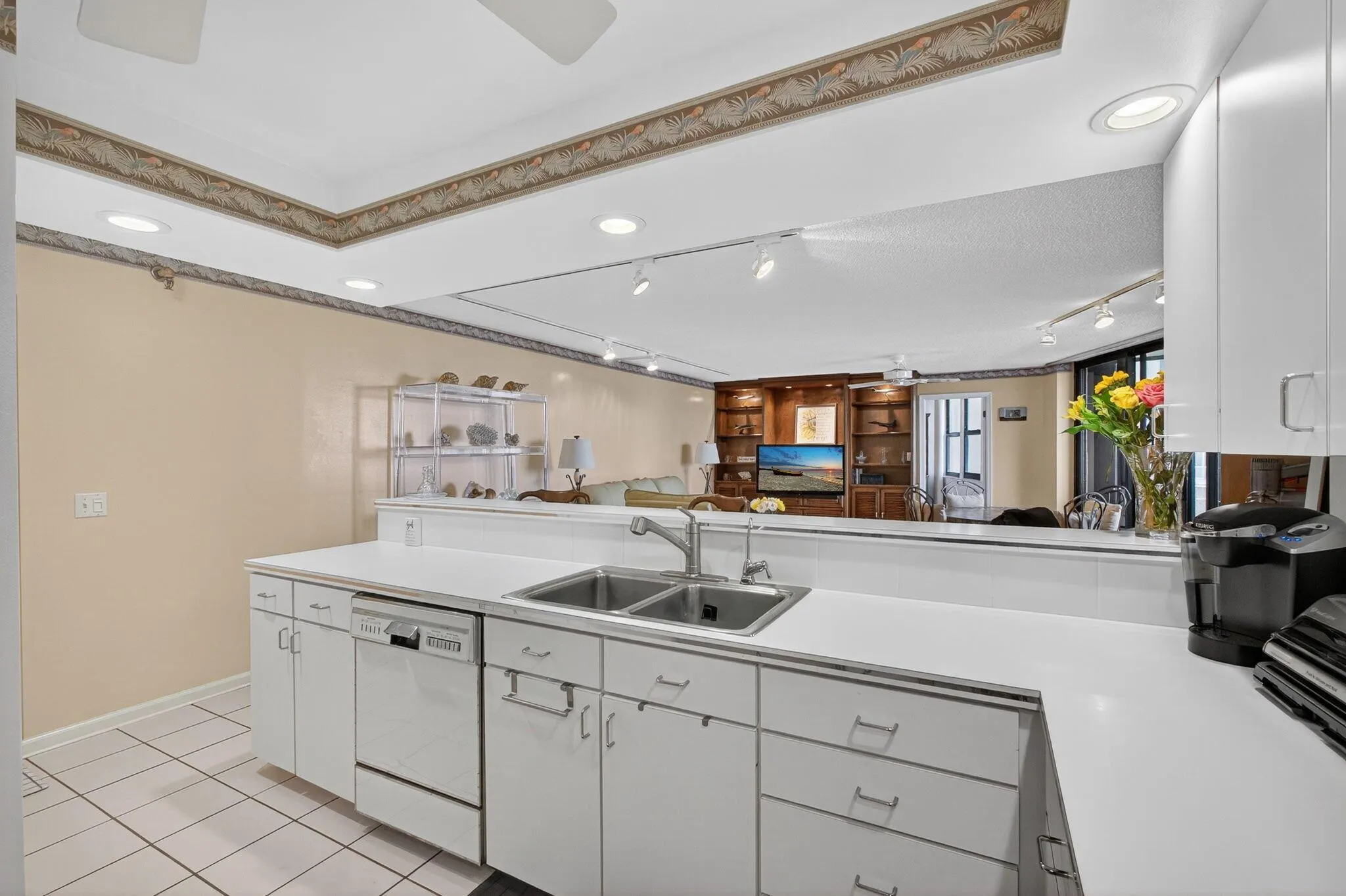 2800 N Ocean Drive, #B-12a