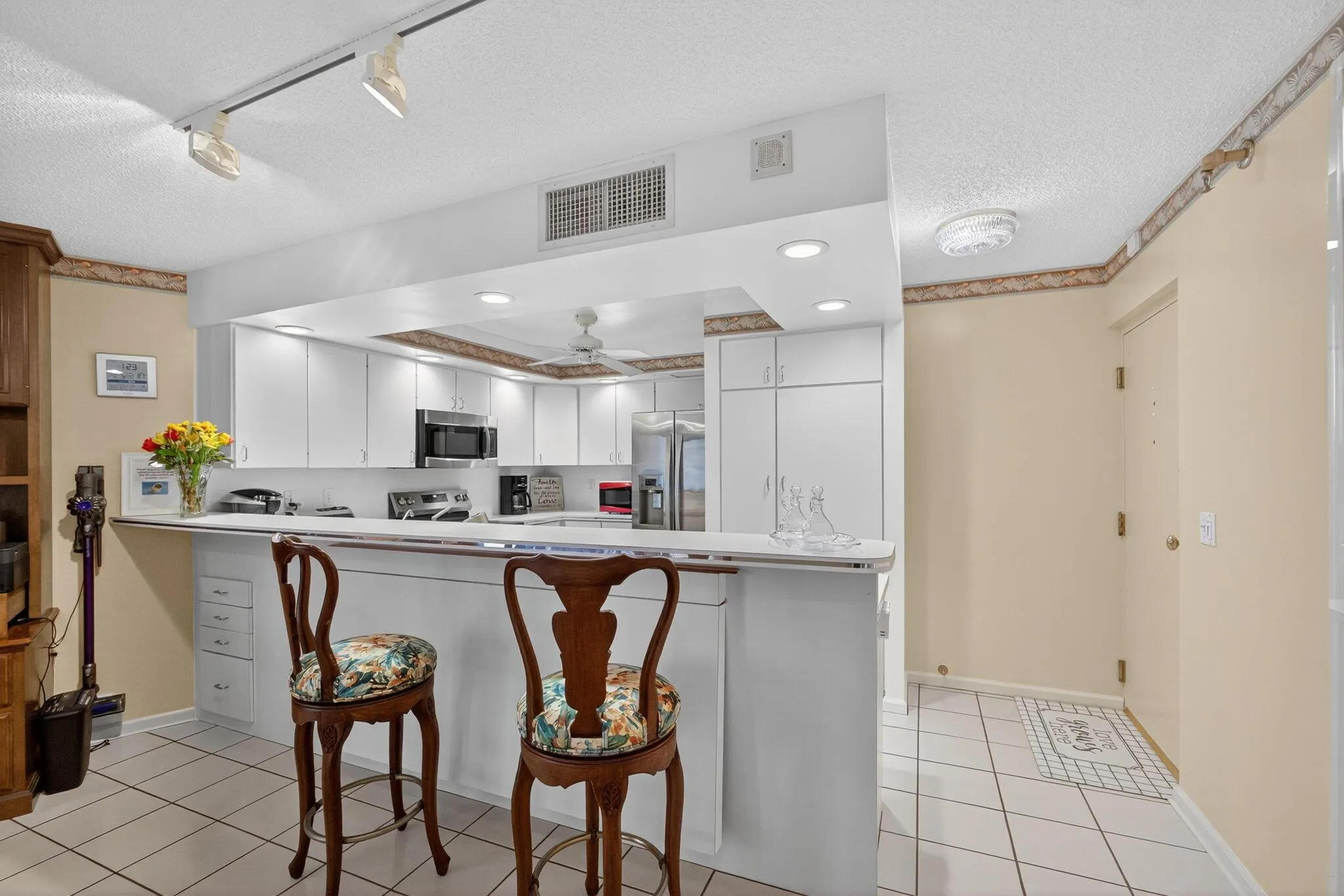 2800 N Ocean Drive, #B-12a