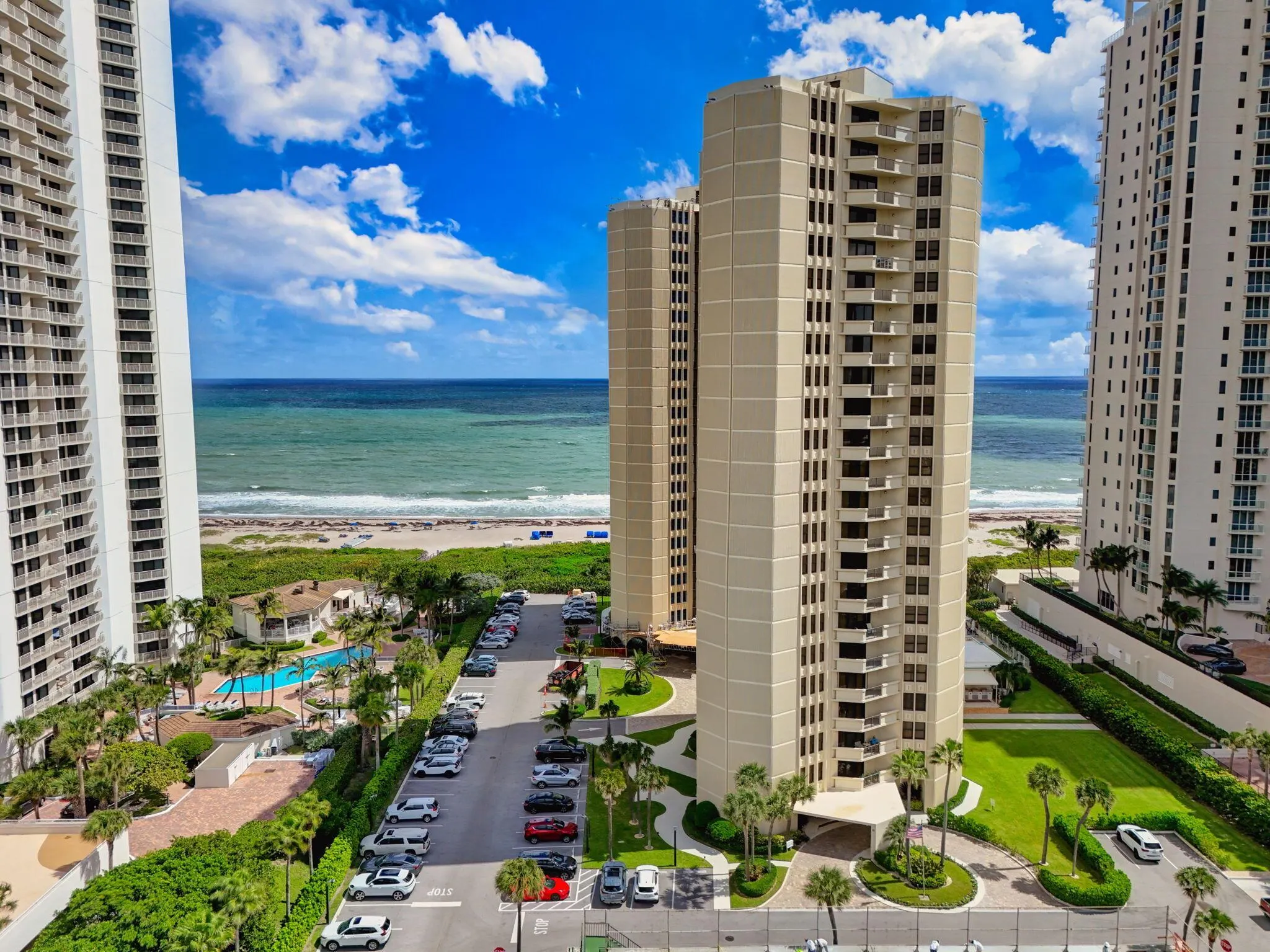 2800 N Ocean Drive, #B-12a