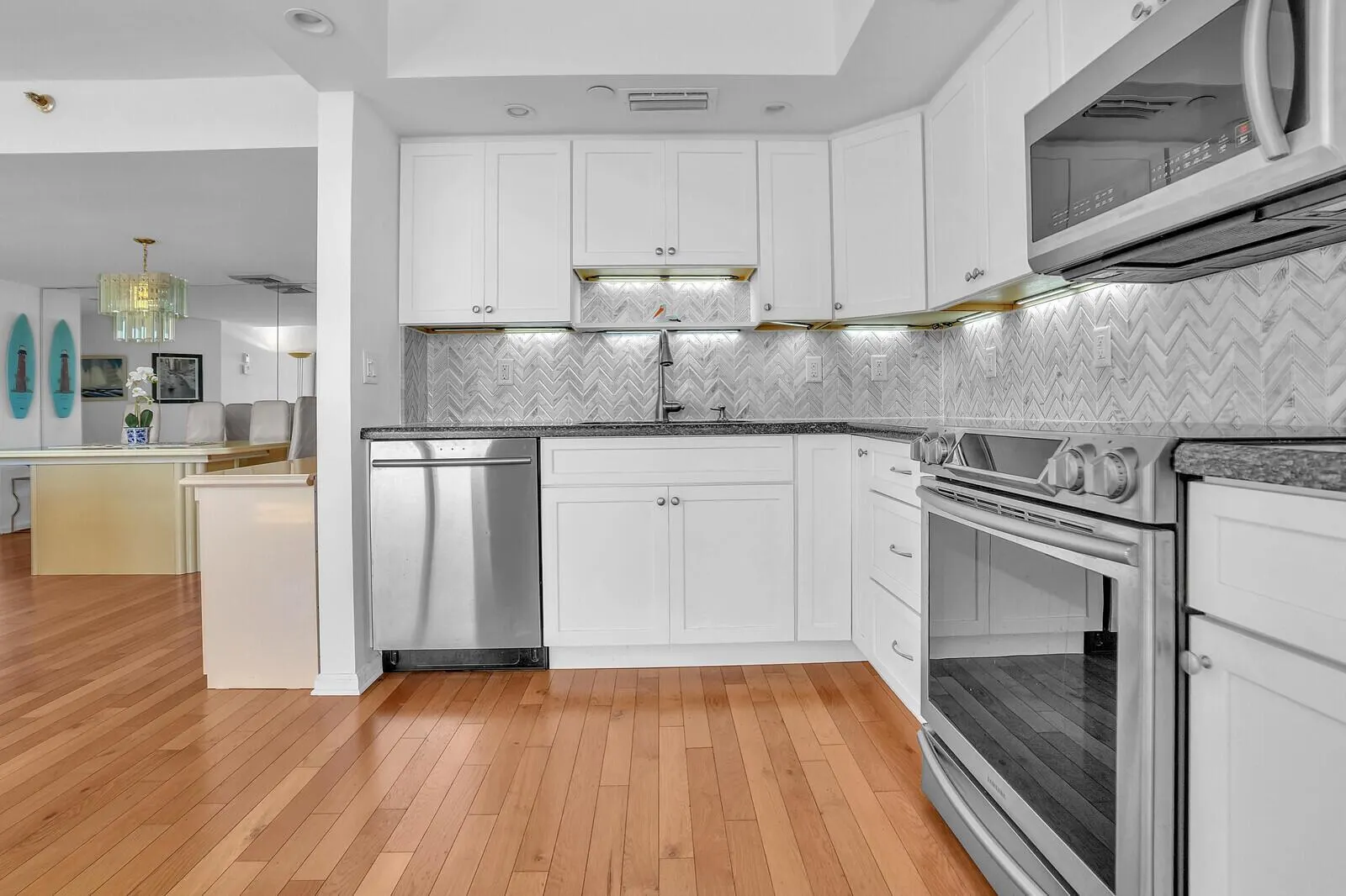 1648 Jupiter Cove Drive, #209