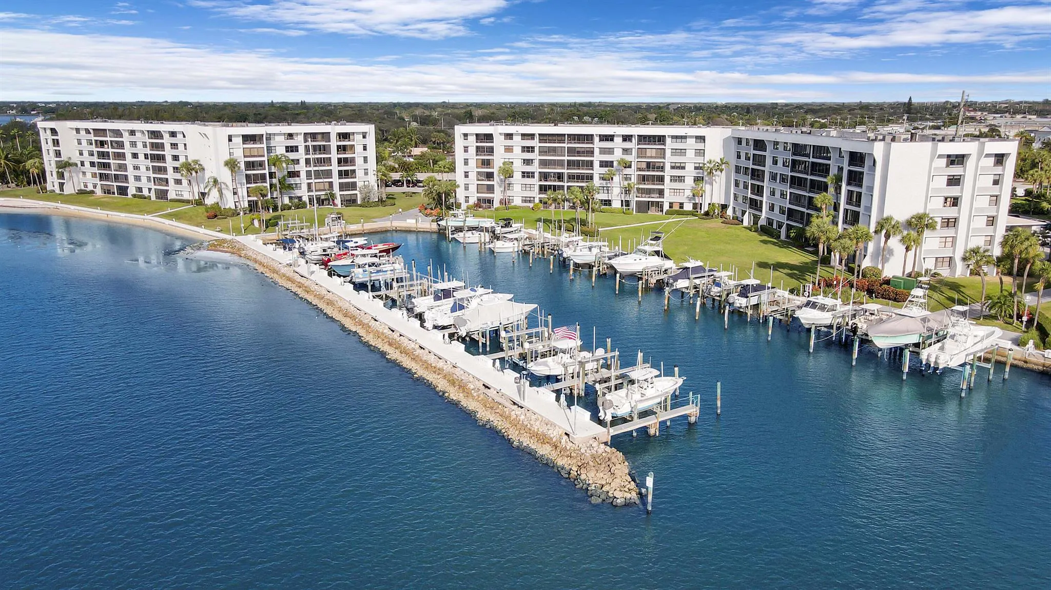 1648 Jupiter Cove Drive, #209