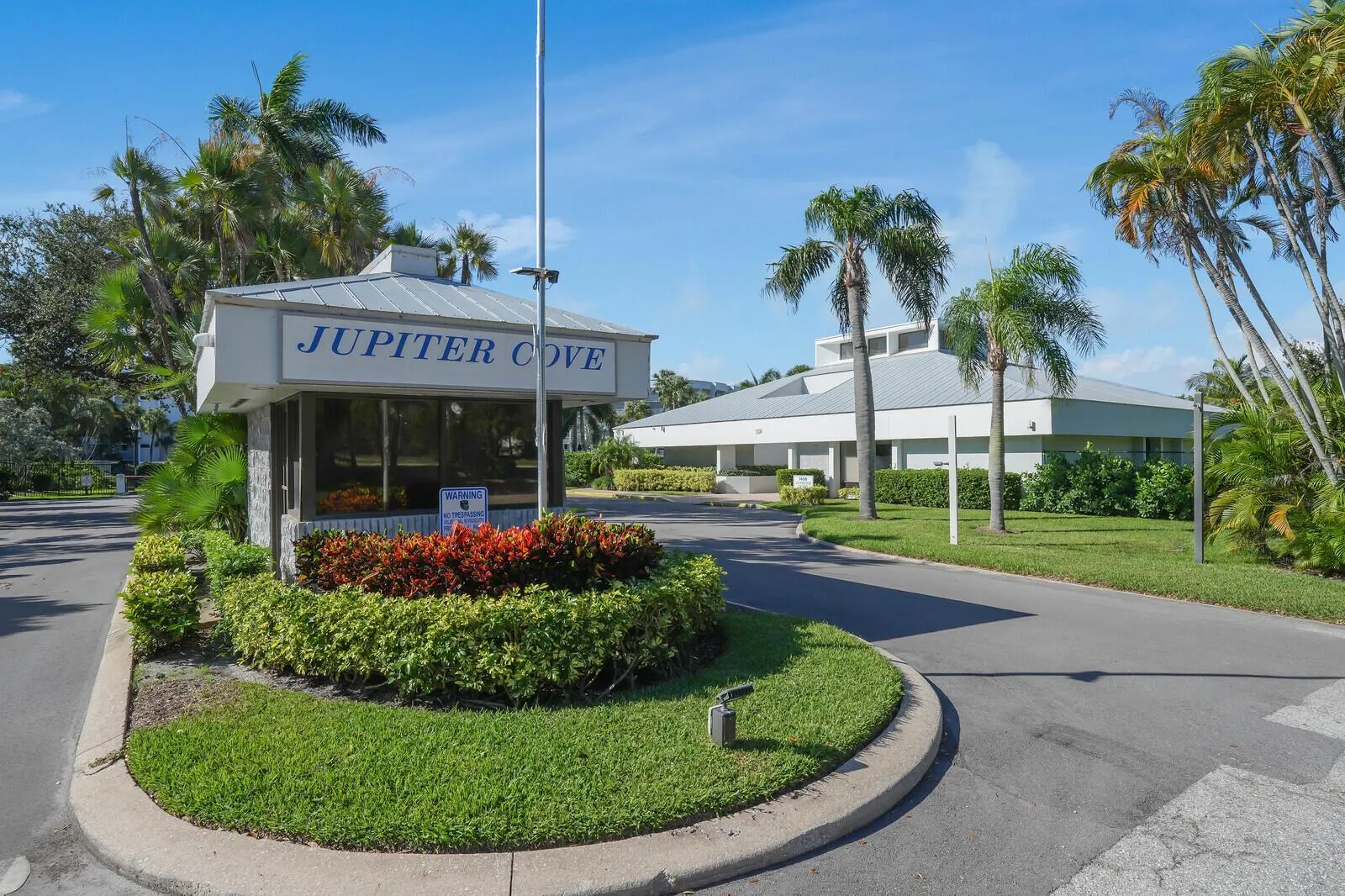 1648 Jupiter Cove Drive, #209