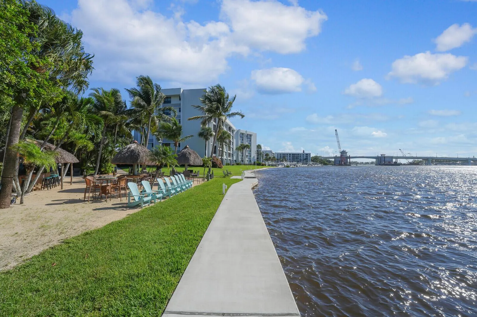 1648 Jupiter Cove Drive, #209