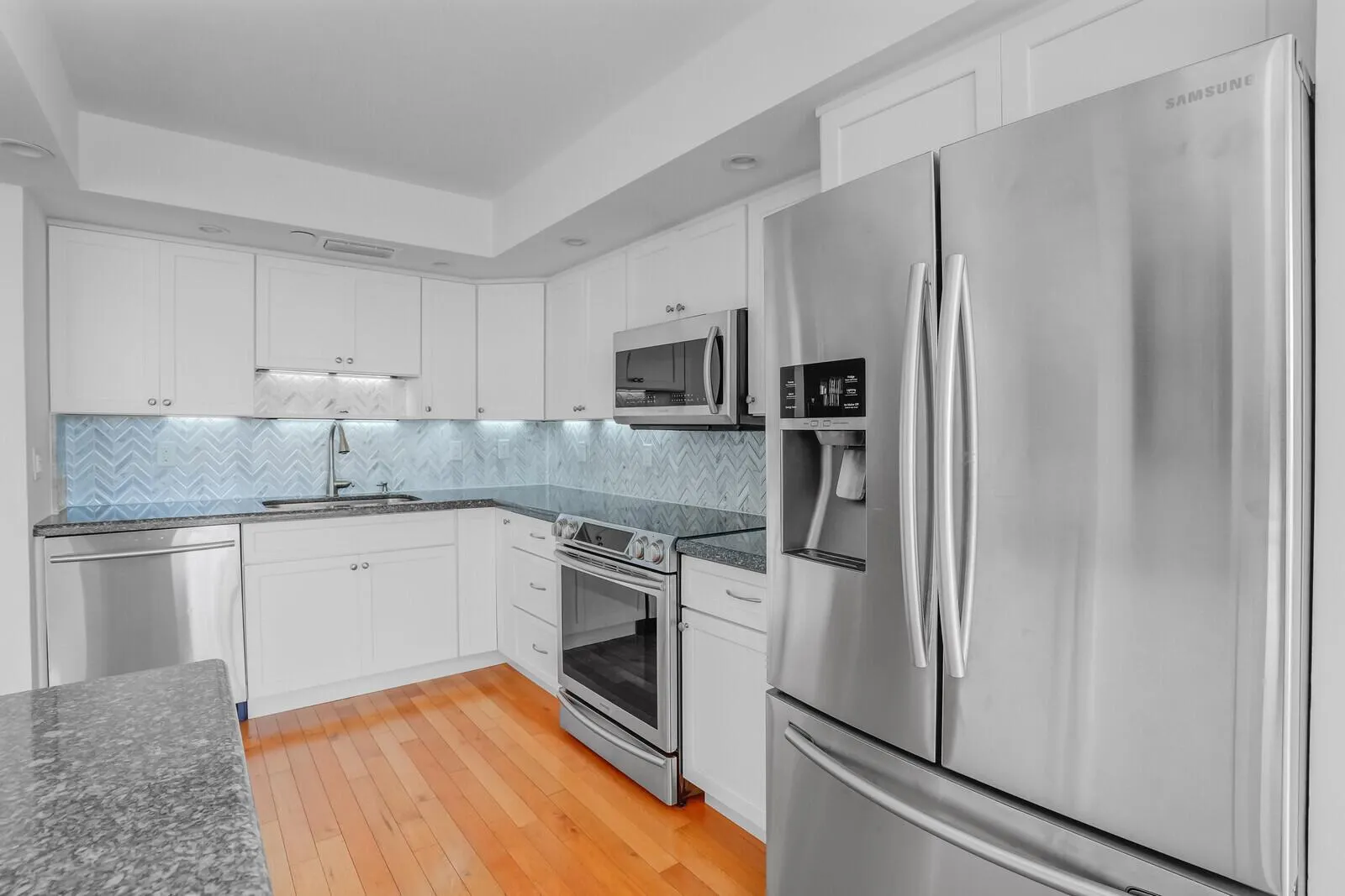 1648 Jupiter Cove Drive, #209