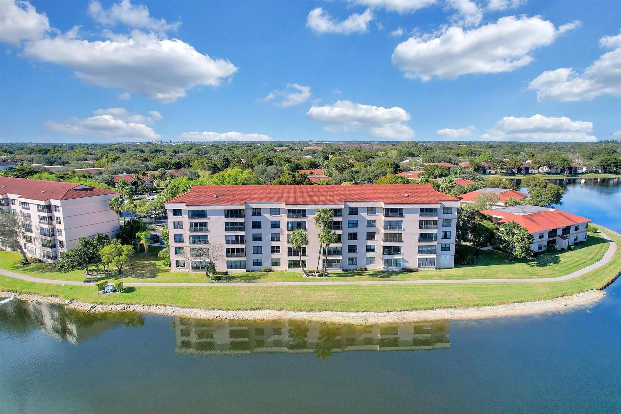 2766 Carambola Circle S, #405